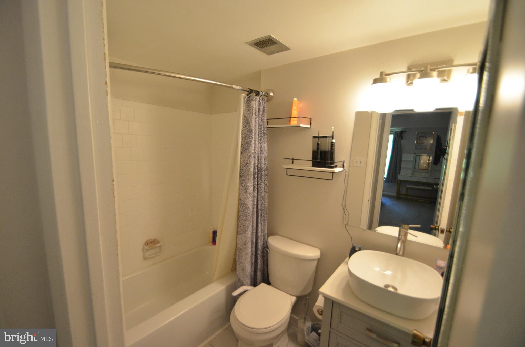 LONG REACH KNOLLS - Residential