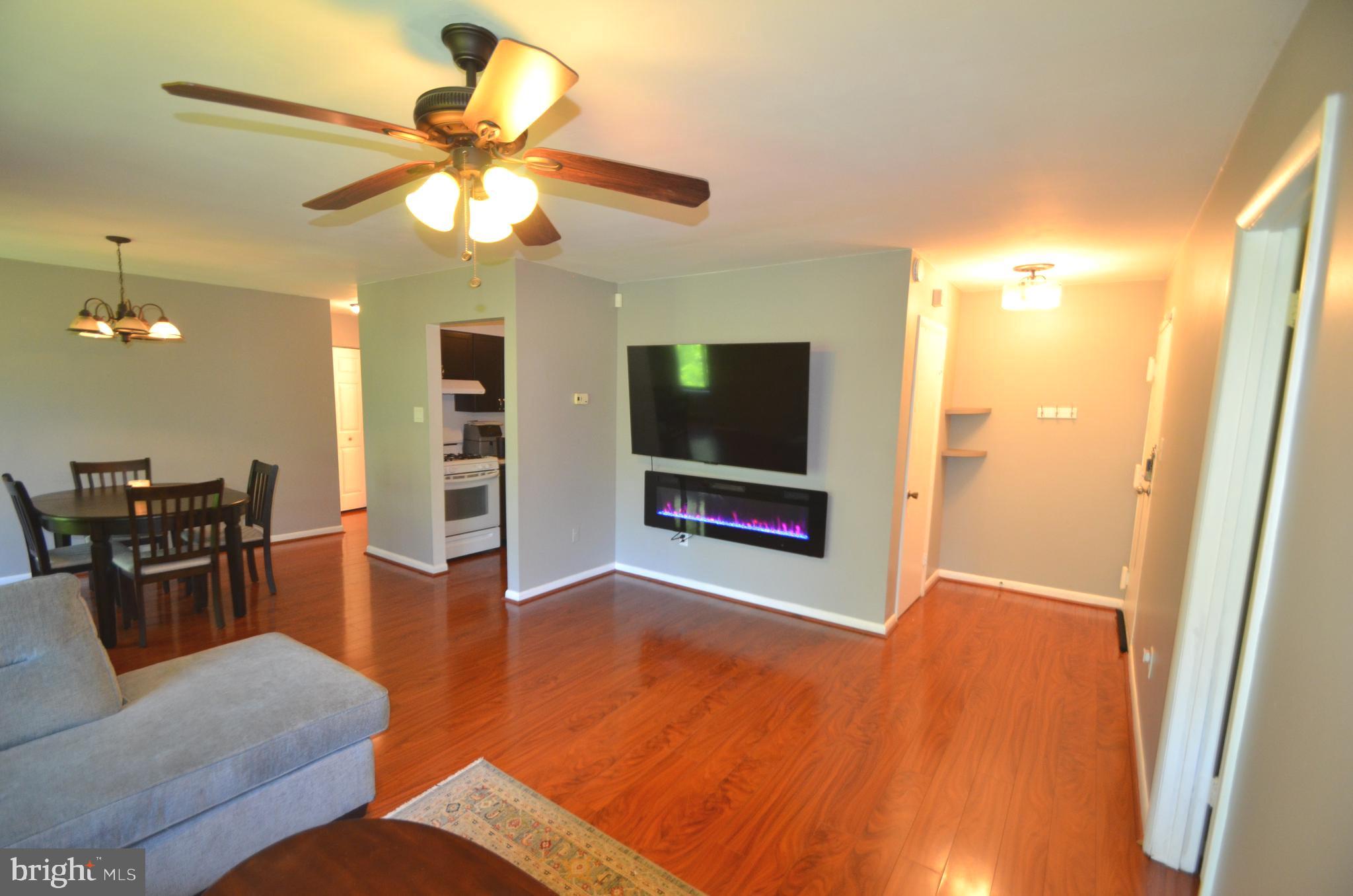 LONG REACH KNOLLS - Residential