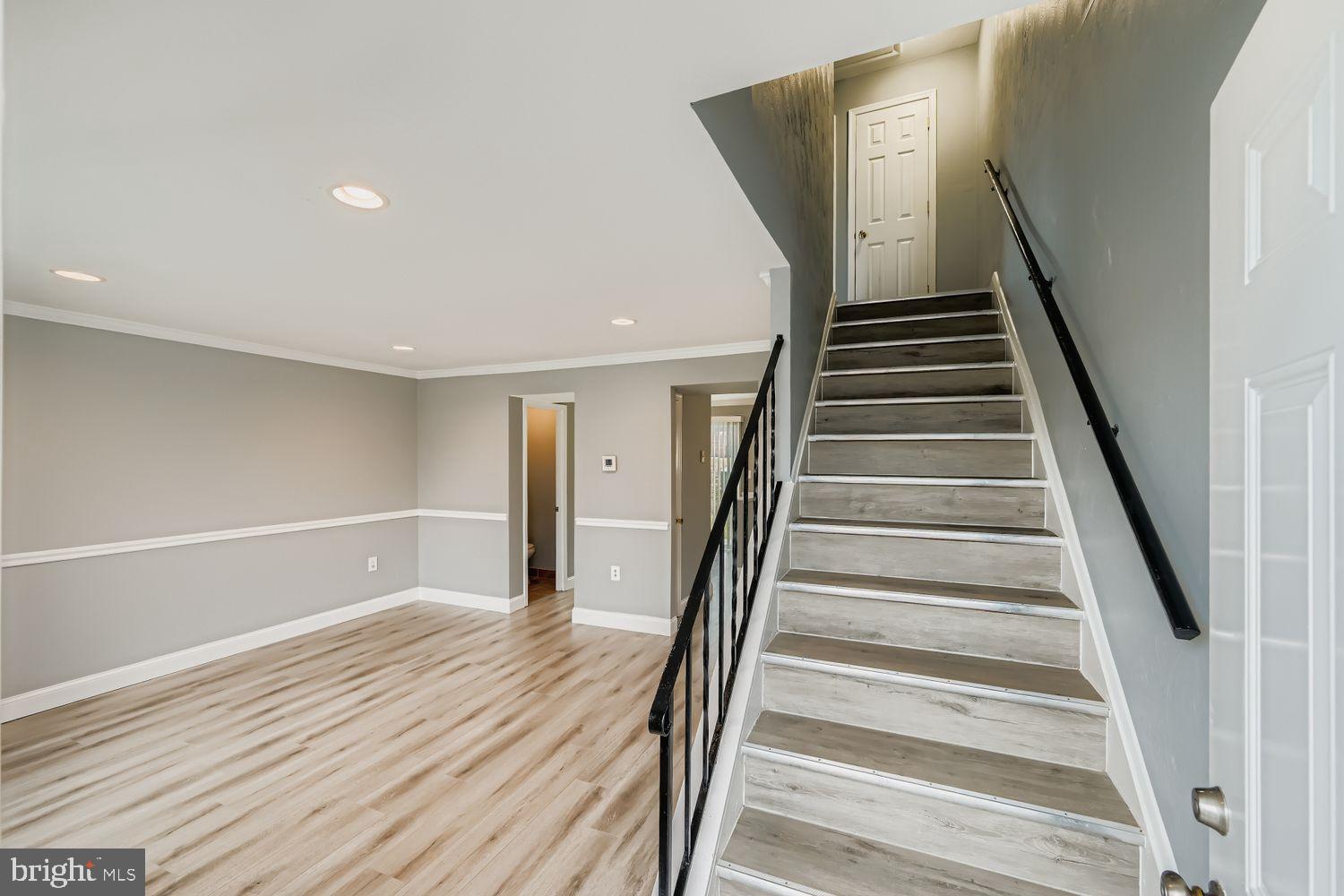 KINGSWOOD CONDOMINIUM - Residential Lease