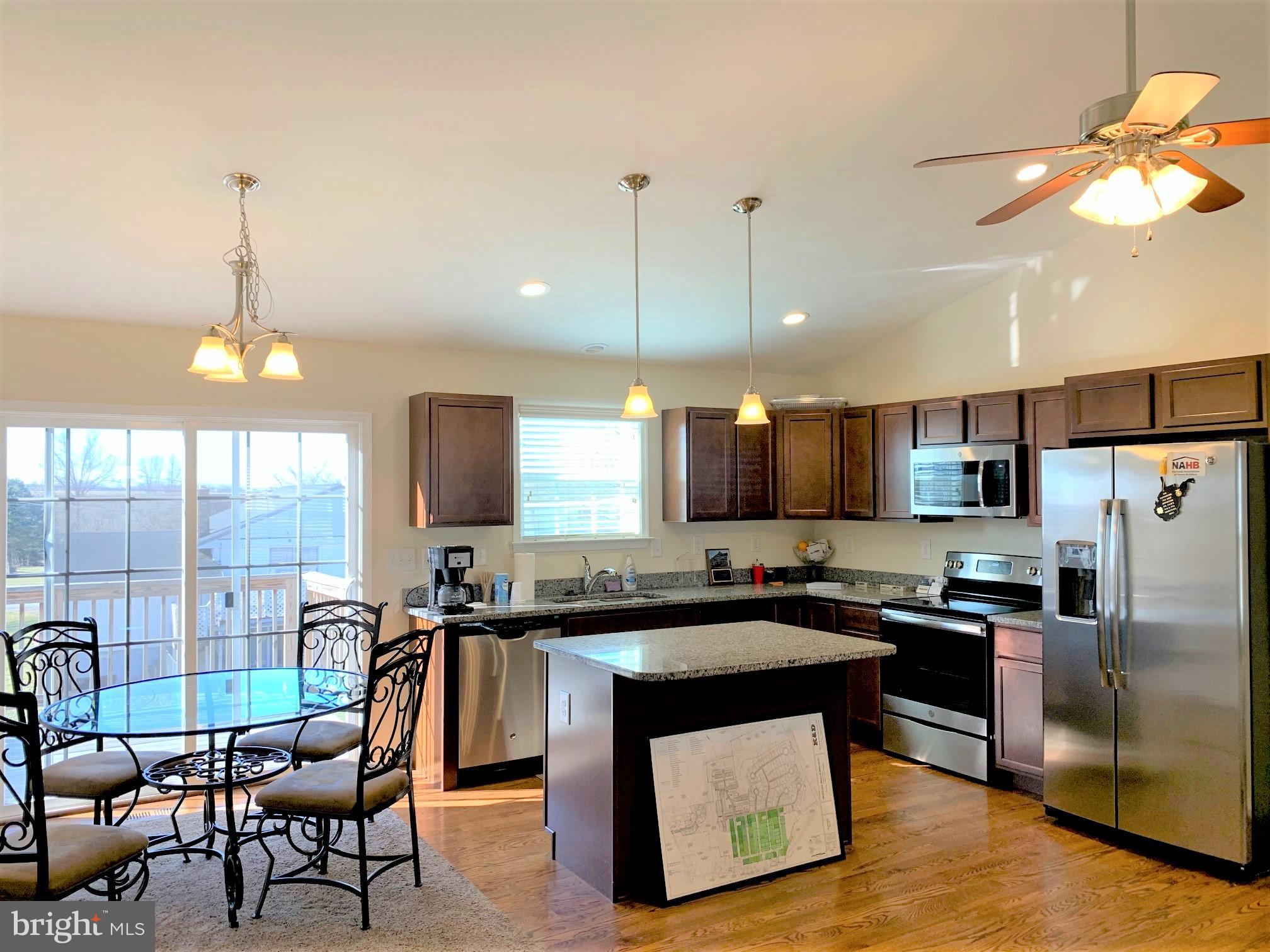 HERITAGE HILLS - Residential