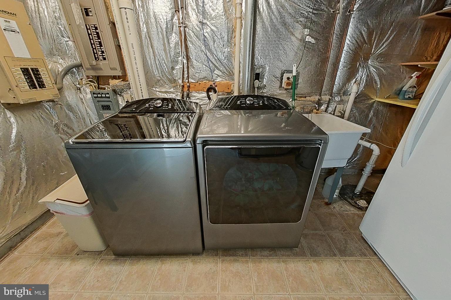 OFFUTT RIDGE - Residential