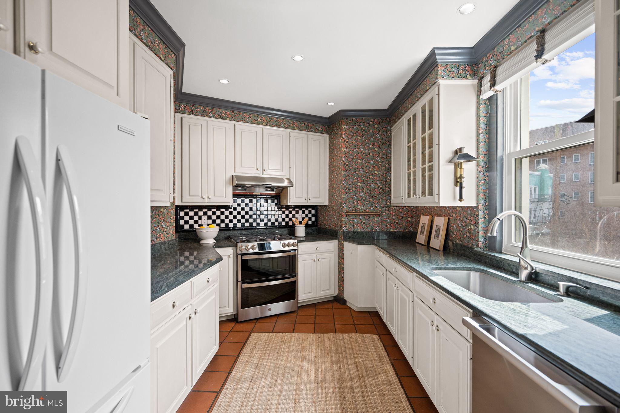 CHARLES VILLAGE - Residential