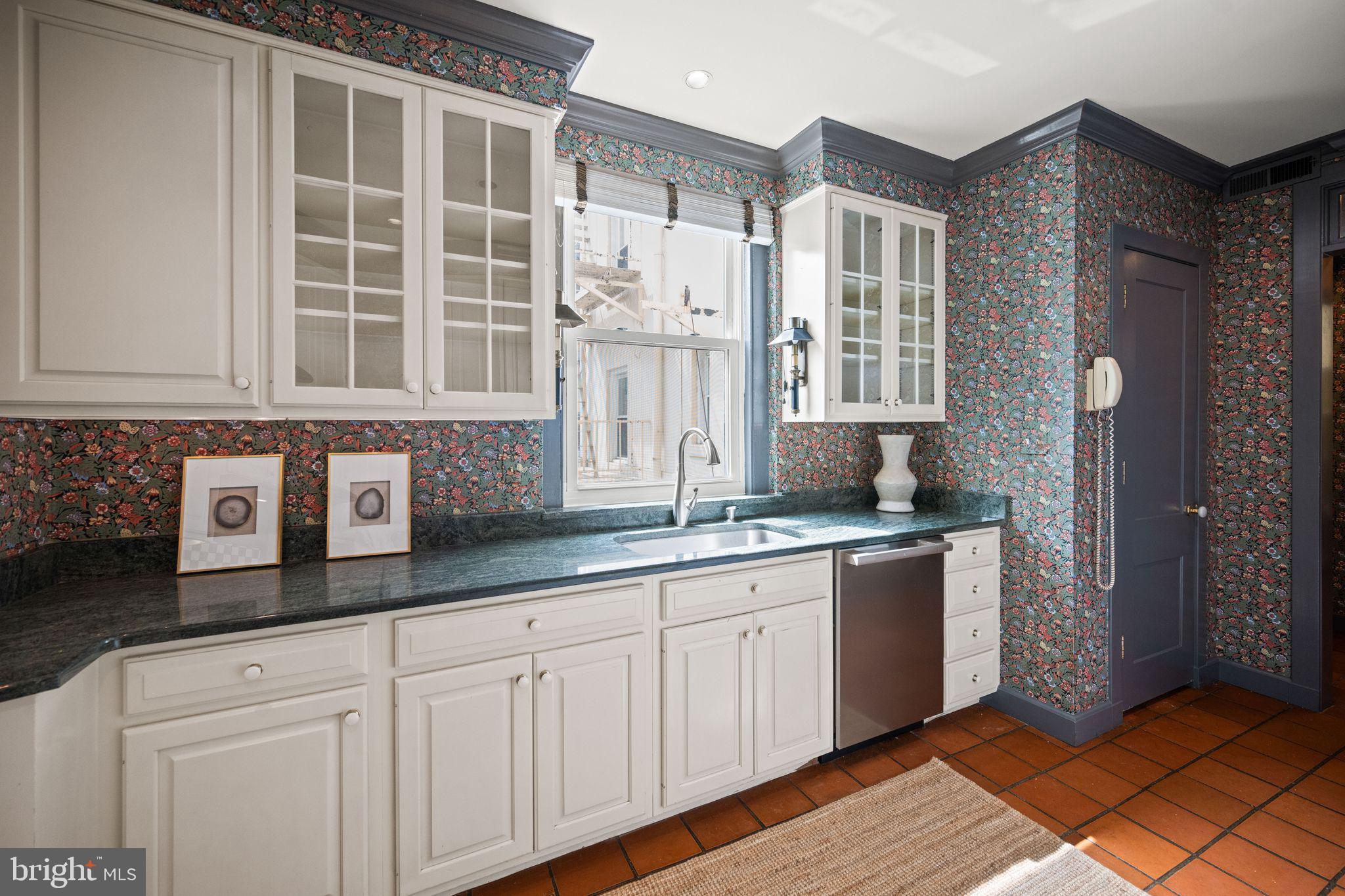 CHARLES VILLAGE - Residential