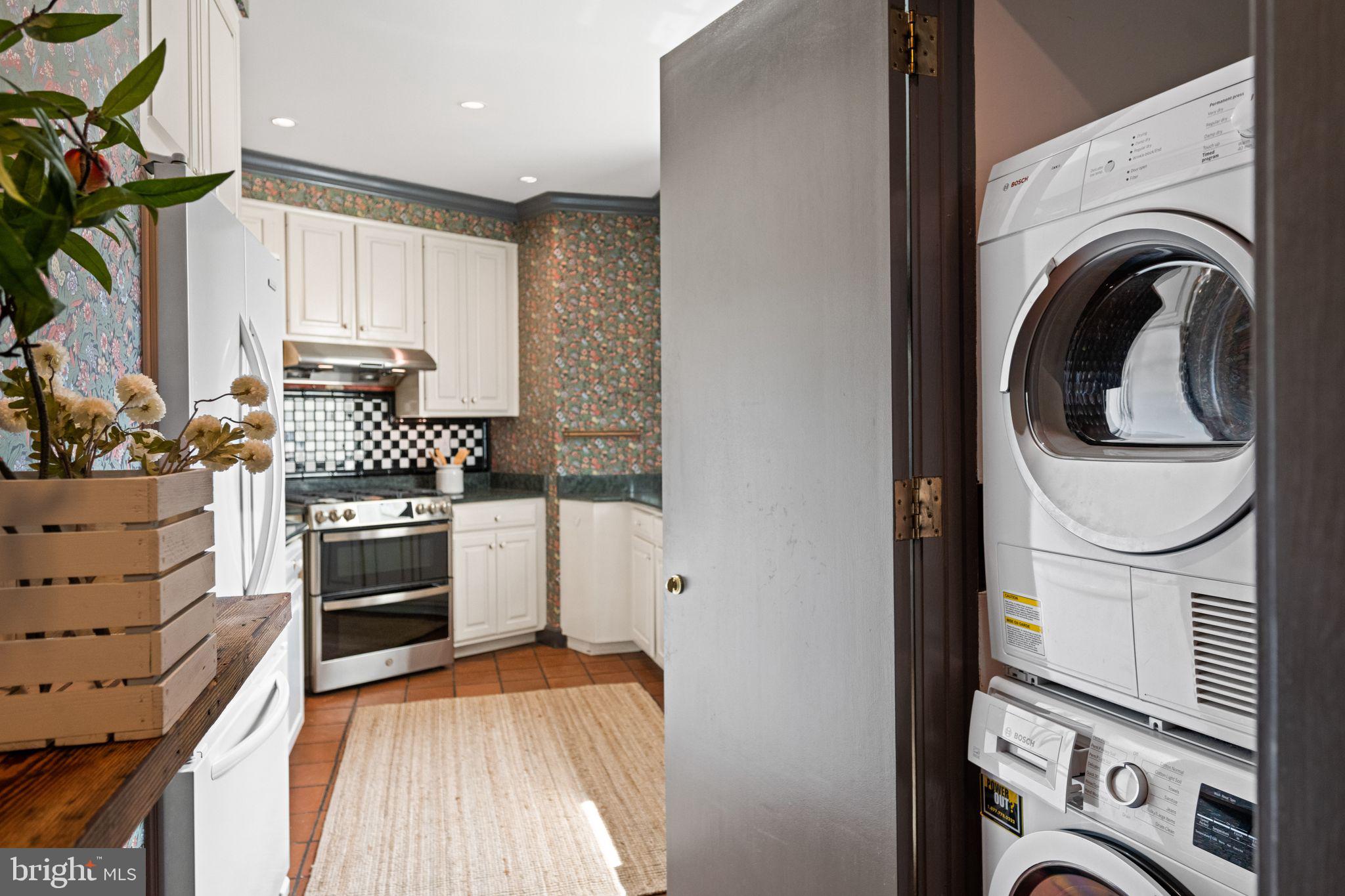 CHARLES VILLAGE - Residential