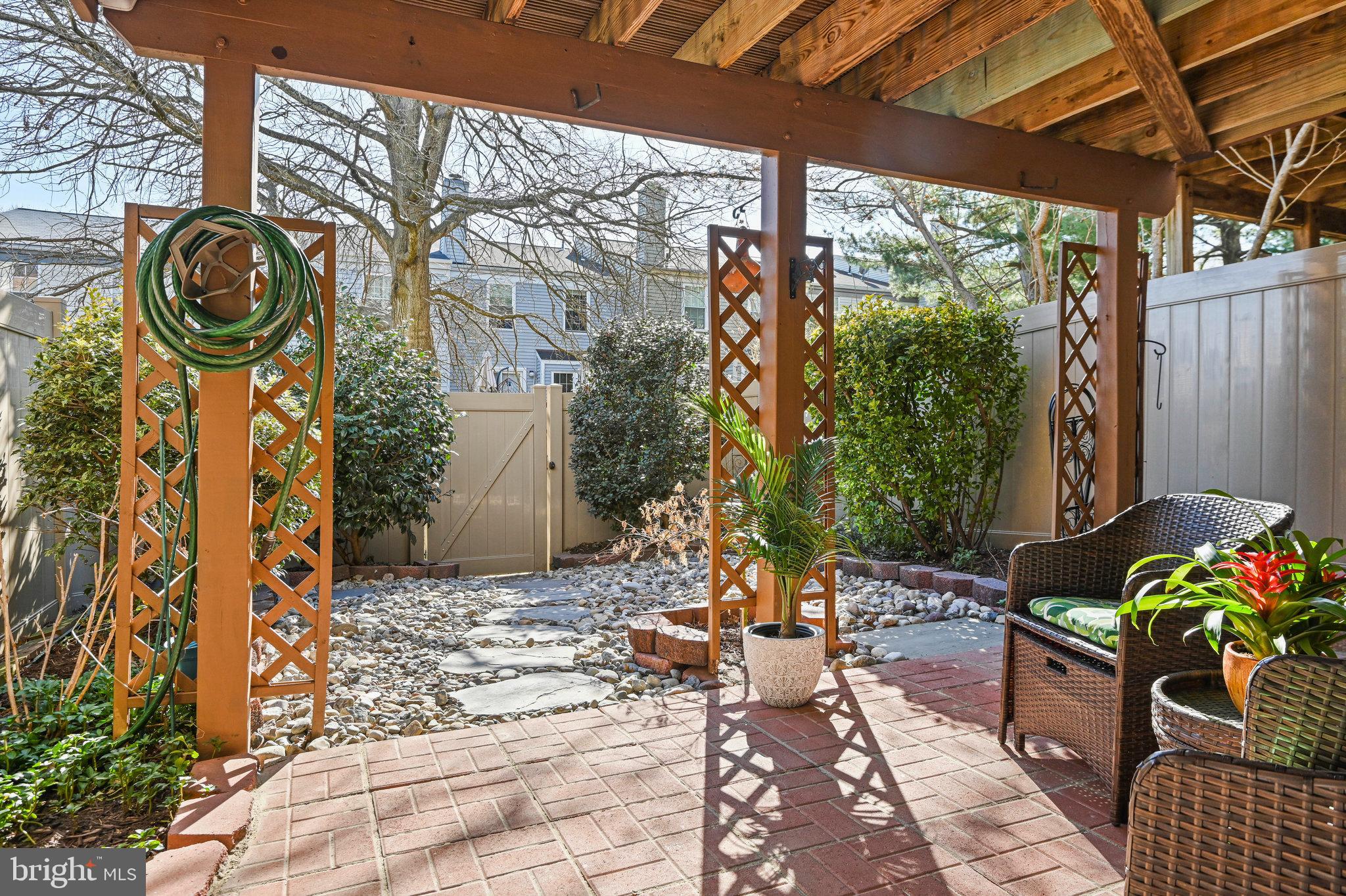 SINGLETONS GROVE - Residential