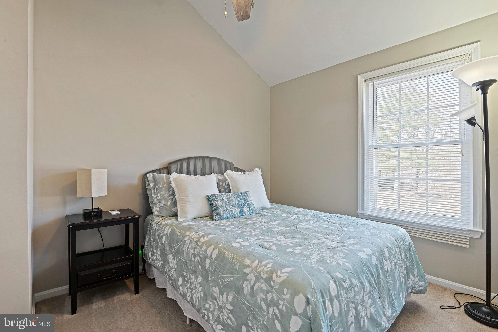 SINGLETONS GROVE - Residential