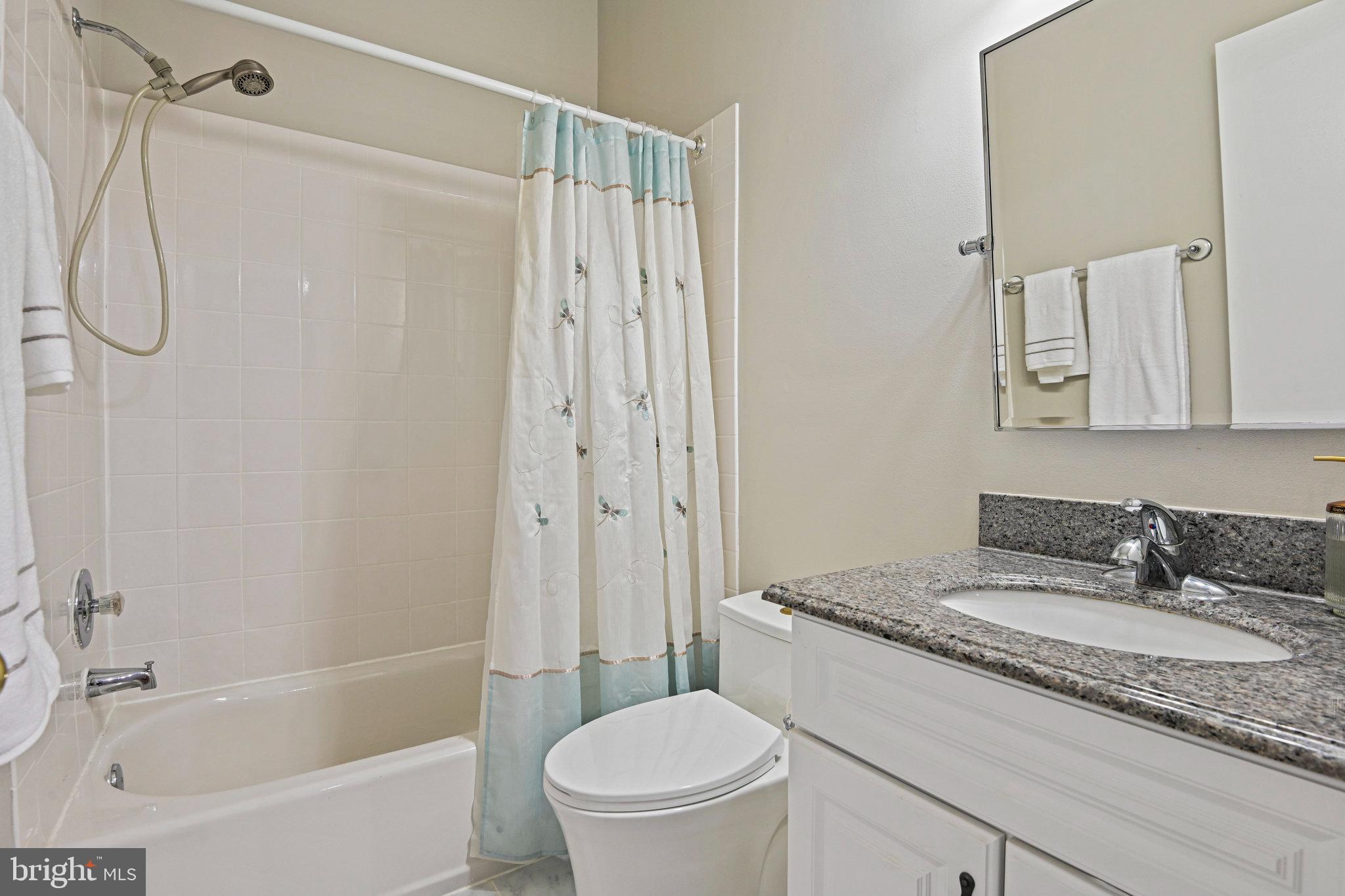 SINGLETONS GROVE - Residential