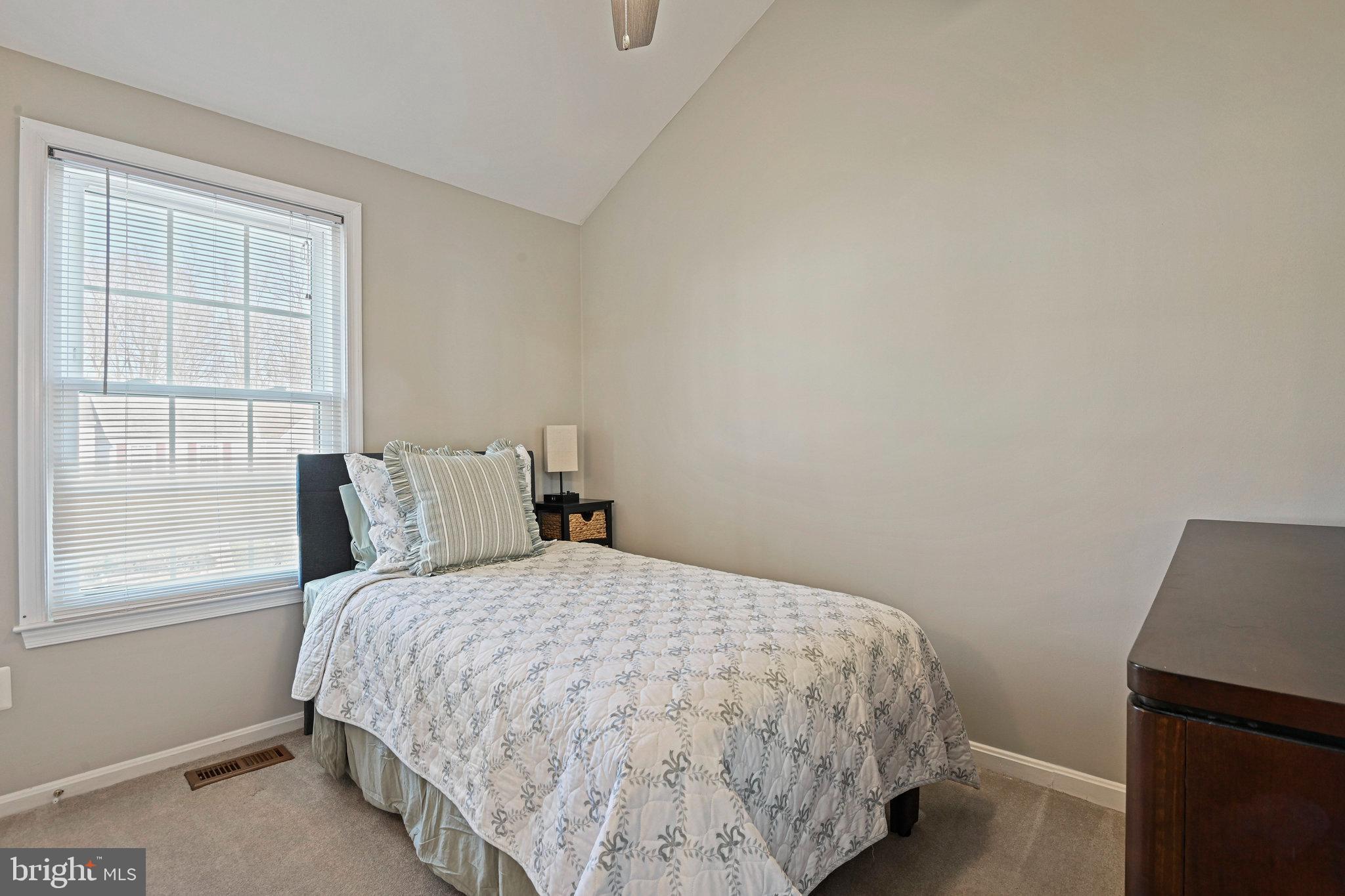 SINGLETONS GROVE - Residential