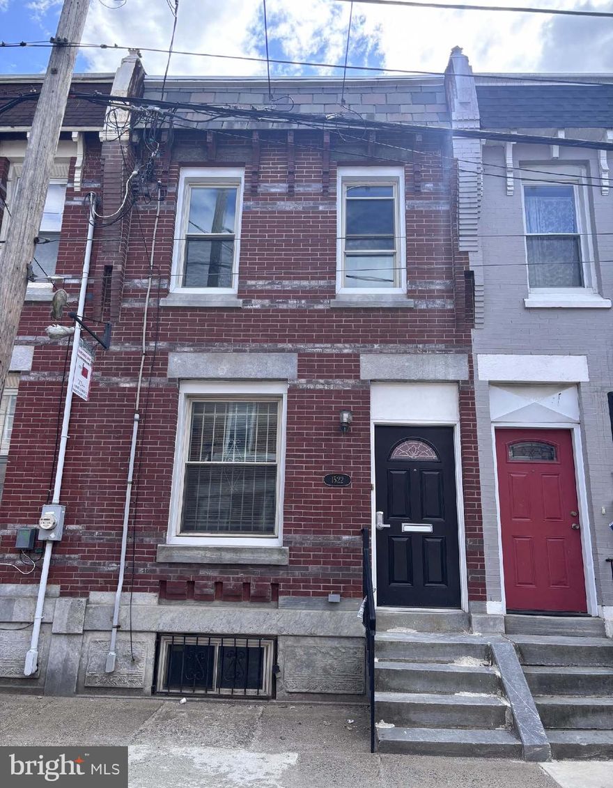 1522 Fontain Street is an updated four-bedroom/two-bath property located about one block from North Broad Street and pedestrian to Temple University. The property features an open living area with plenty of natural light, modern kitchens and baths with wood and tile floors, carpeted bedrooms, and ample closet space. The dine-in kitchen has full-size appliances and plenty of cabinet space for storage. Residents have access to the Broad Street Subway (Cecil B. Moore Station), regional rail (Temple Station), and numerous bus and trolley routes.