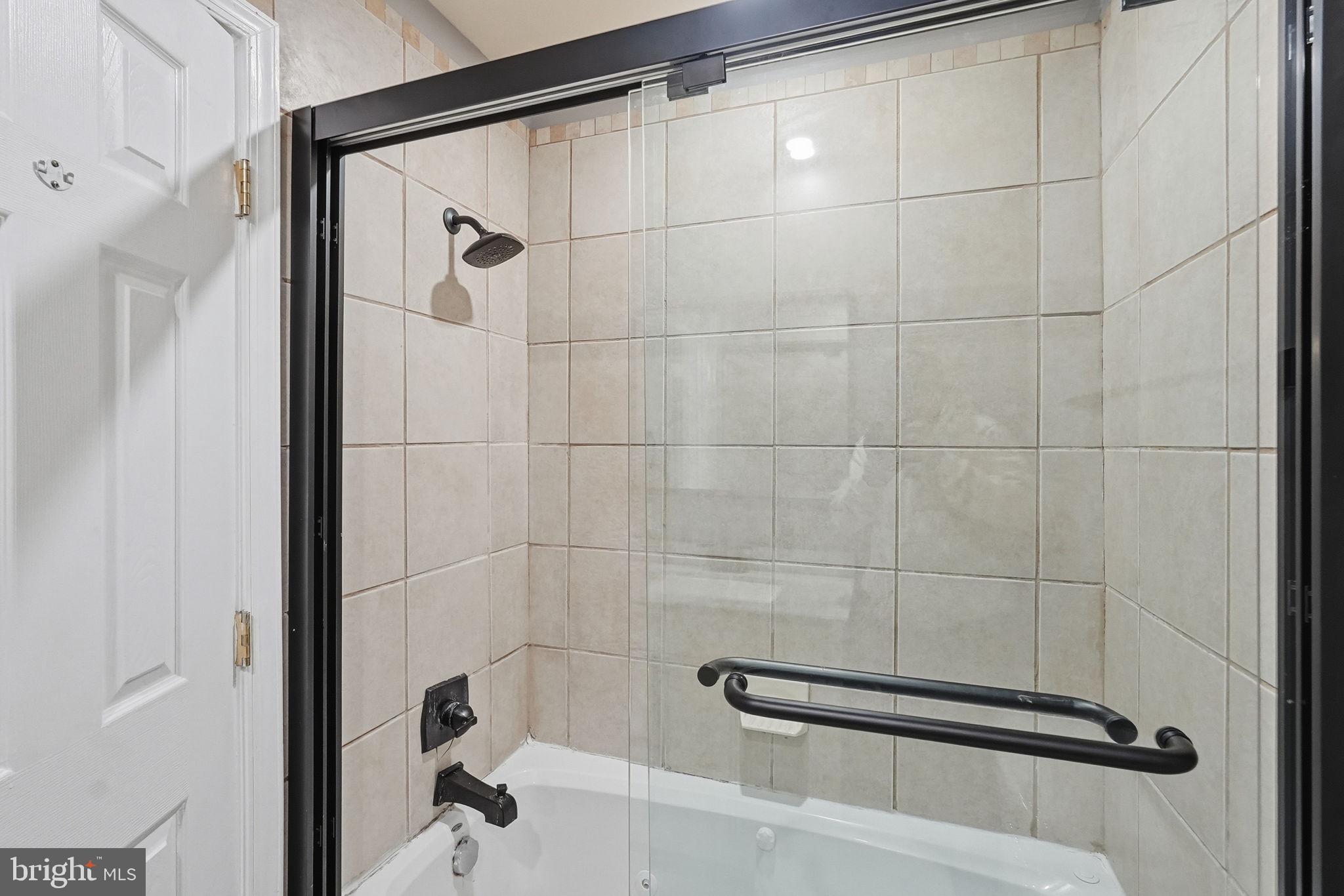 WINDBROOK - Residential