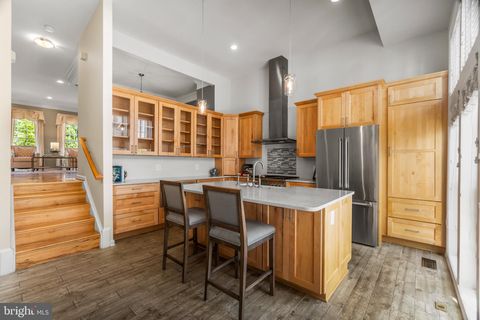 6249 AUBURN LEAF LANE ALEXANDRIA VA 22312