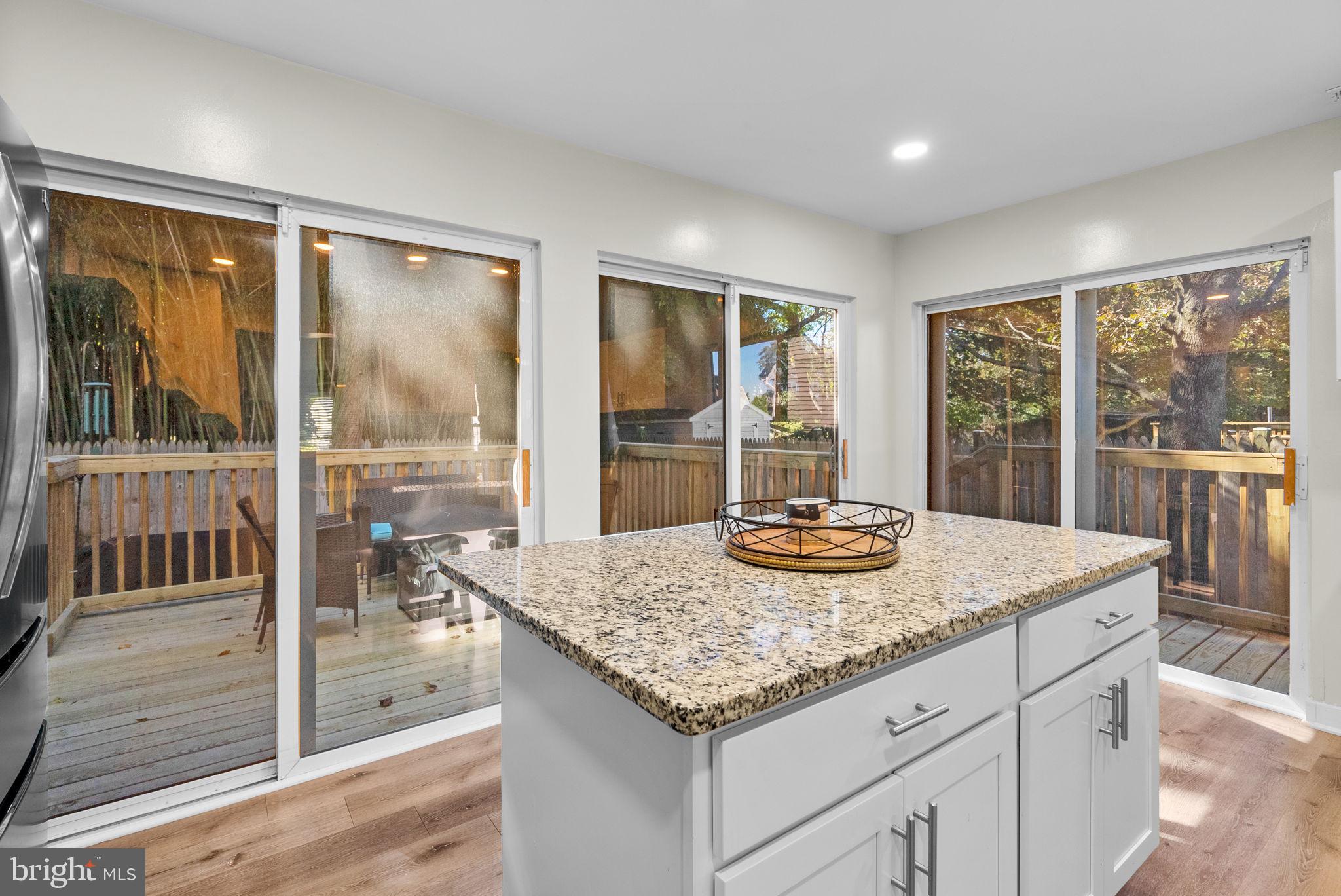 WILSHIRE - Residential