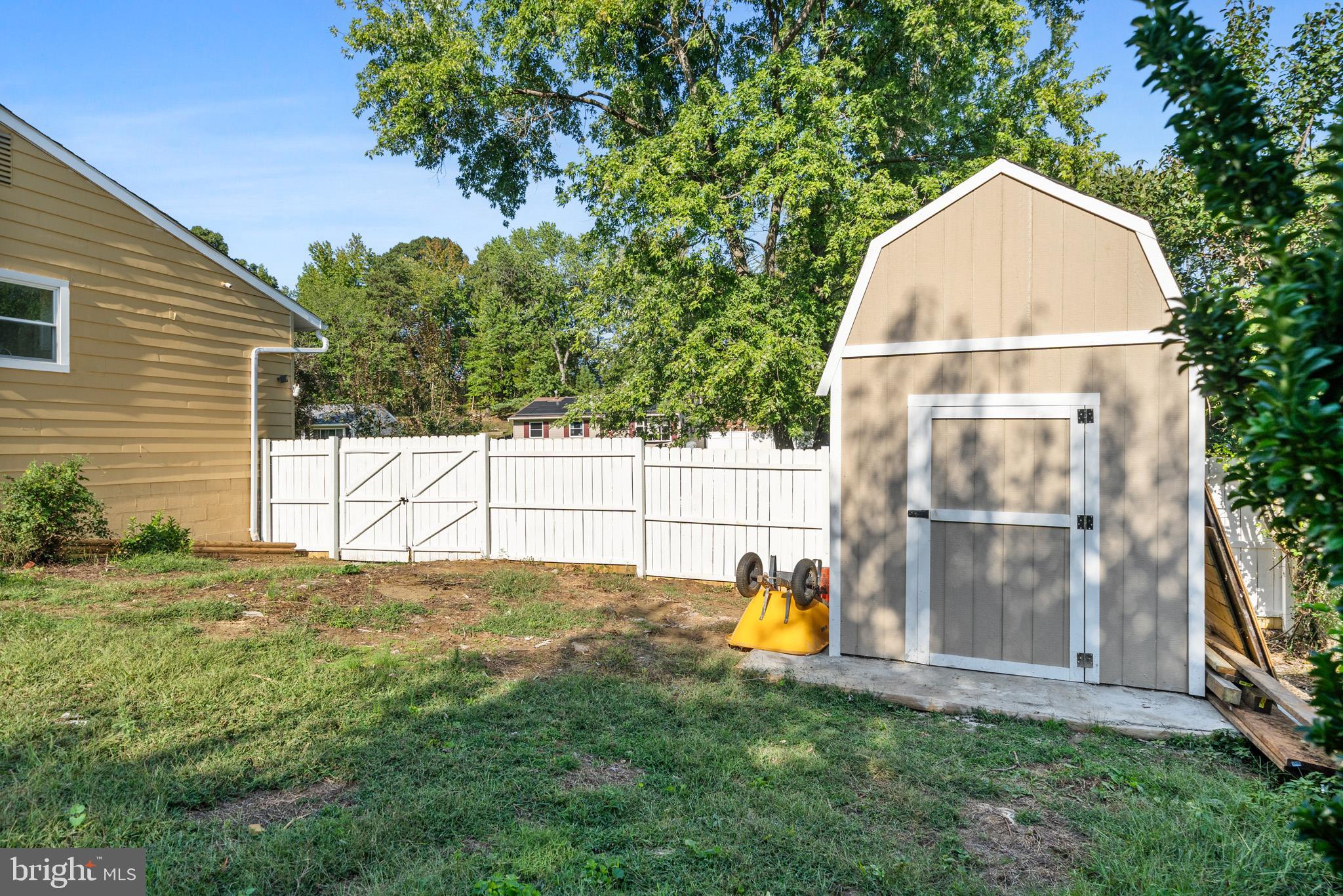 RIVA FARMS - Residential