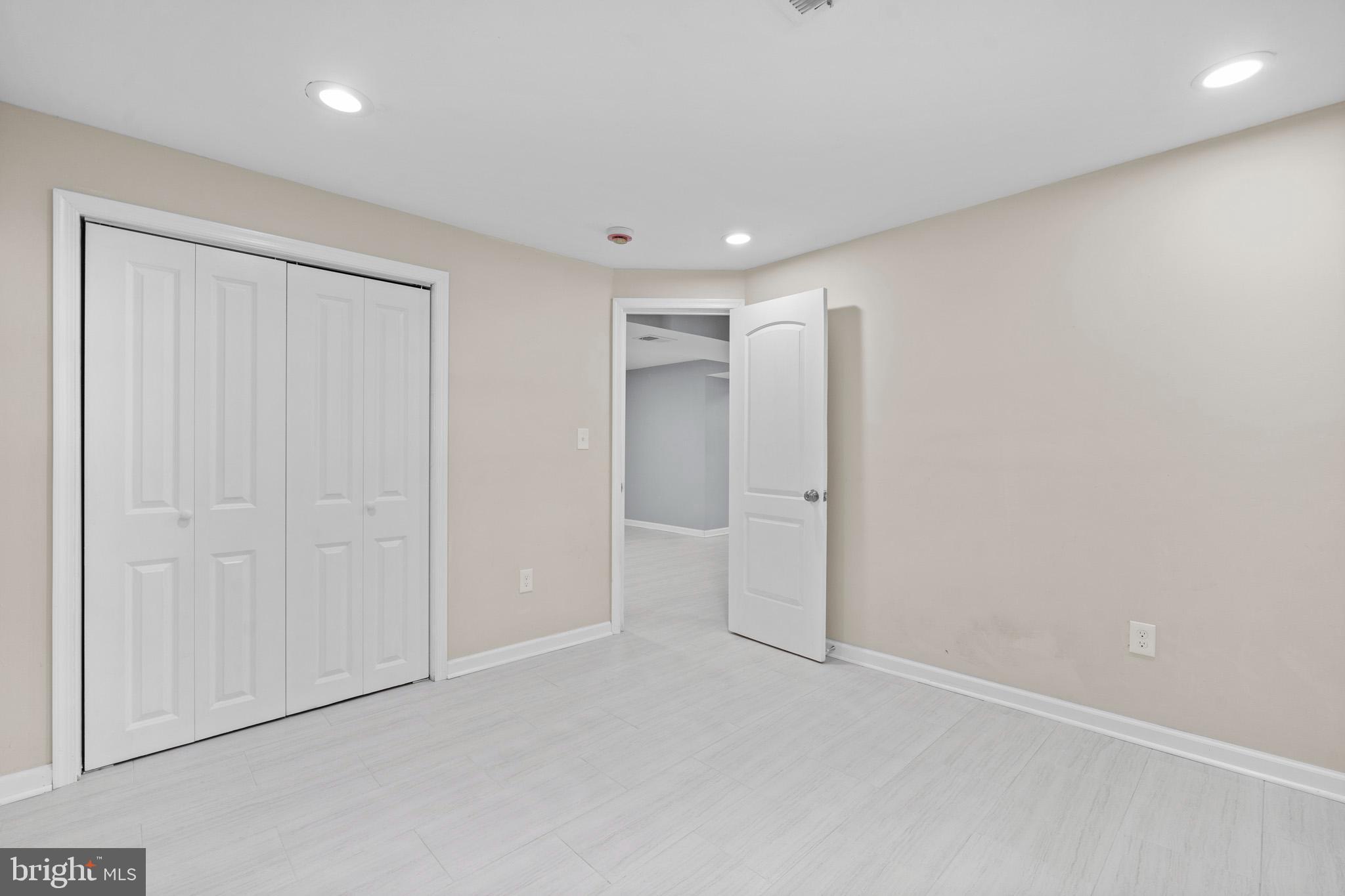 RIVA FARMS - Residential