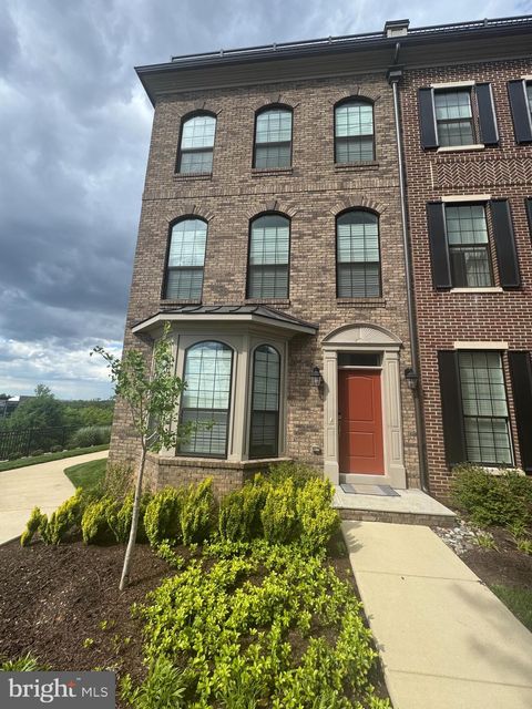 501 TRIGGERFISH DRIVE OXON HILL MD 20745
