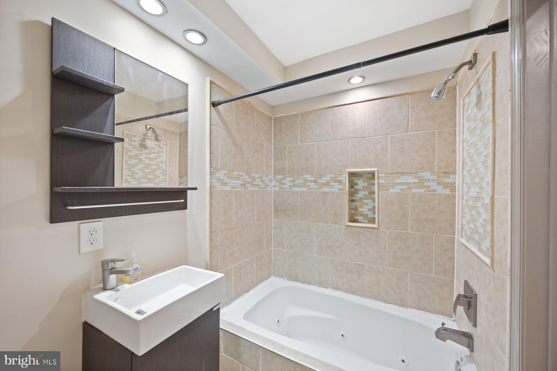 PATTERSON PLACE - Residential Lease