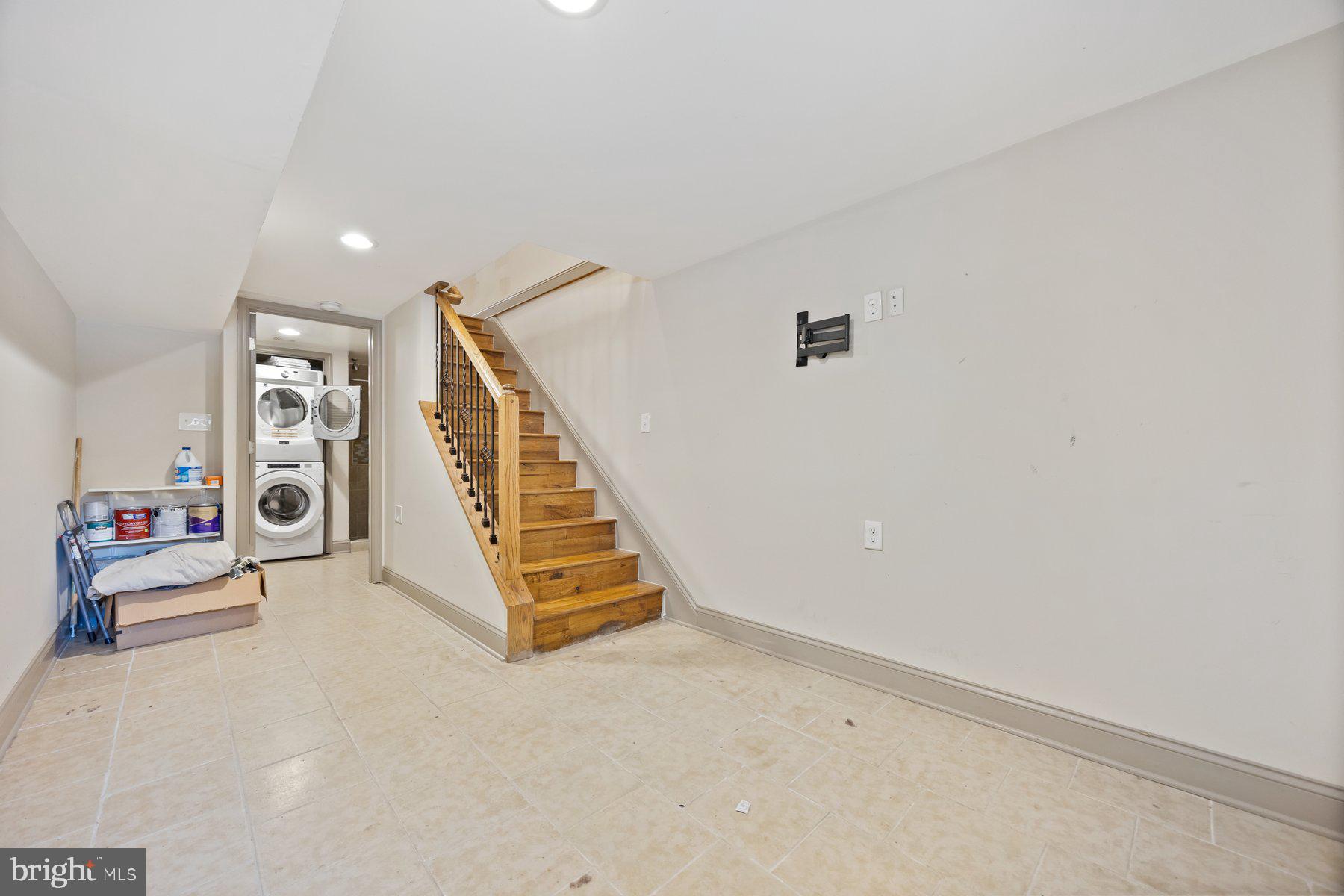 PATTERSON PLACE - Residential Lease