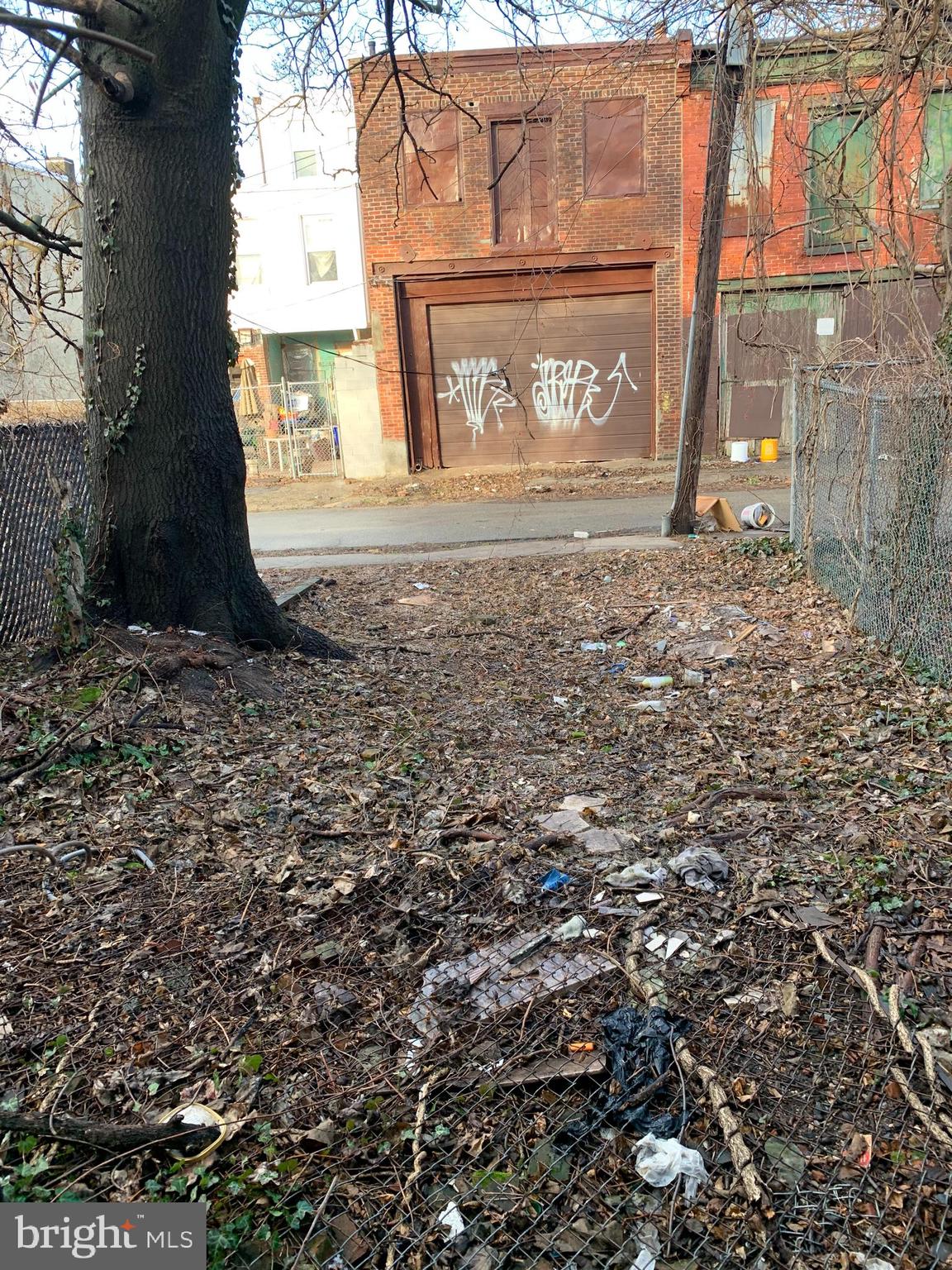 PHILADELPHIA (NORTHWEST) - Residential