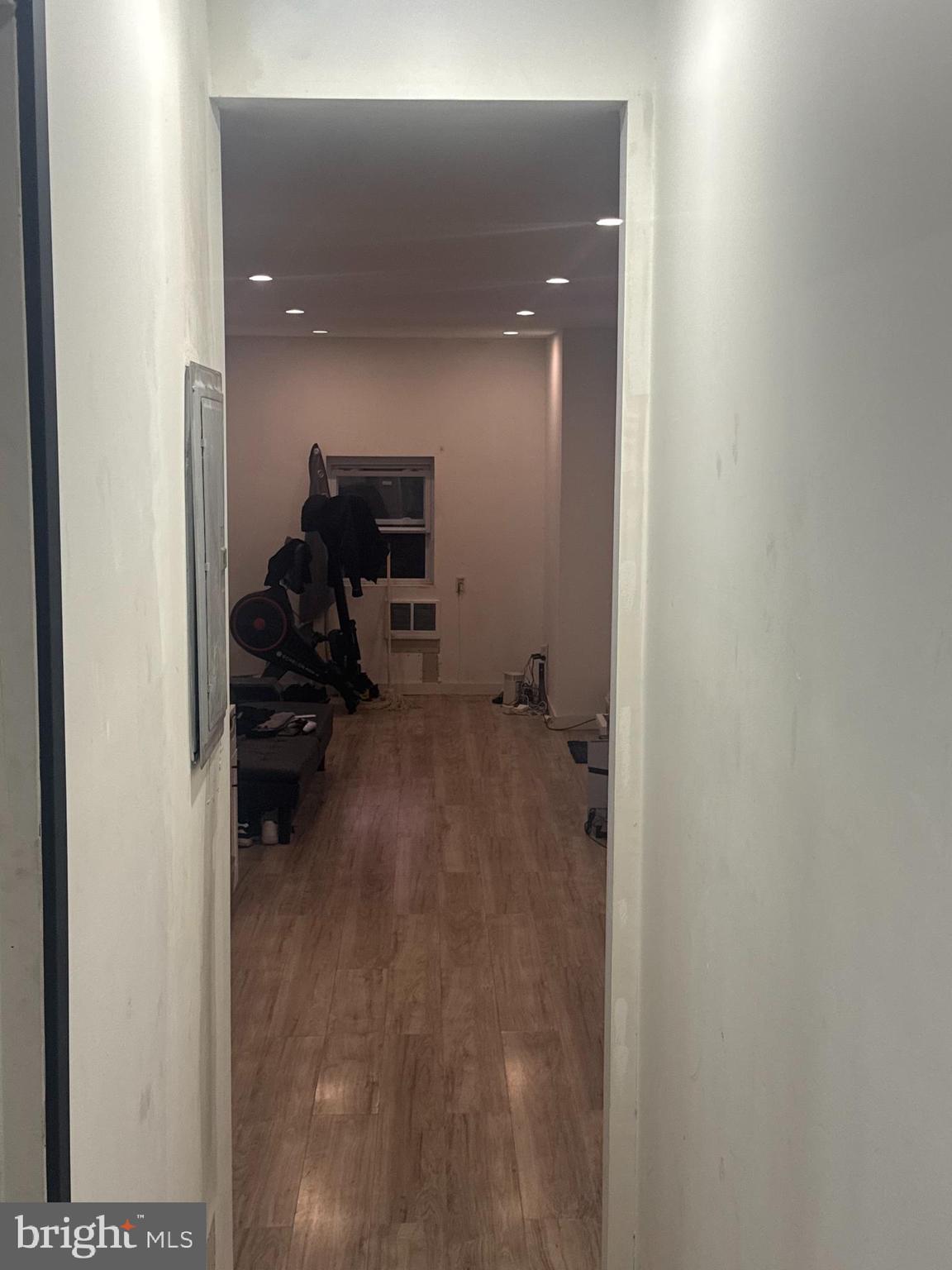 PHILADELPHIA (NORTHWEST) - Residential