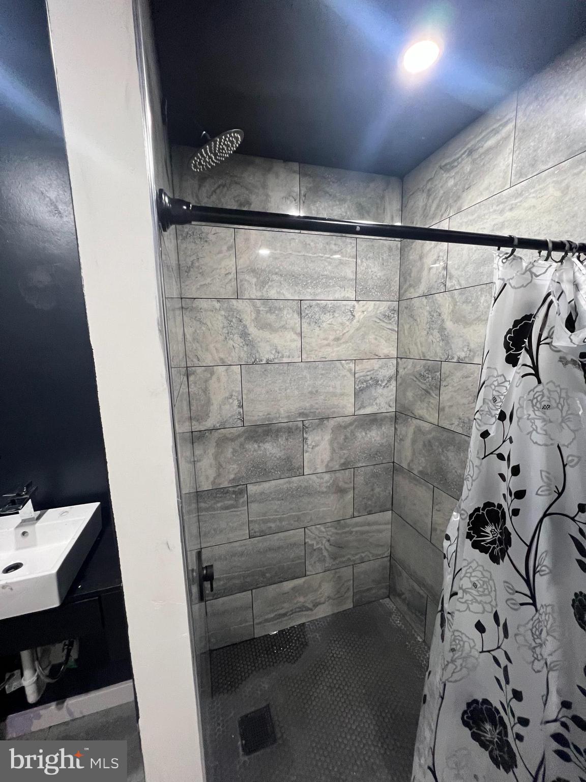 PHILADELPHIA (NORTHWEST) - Residential