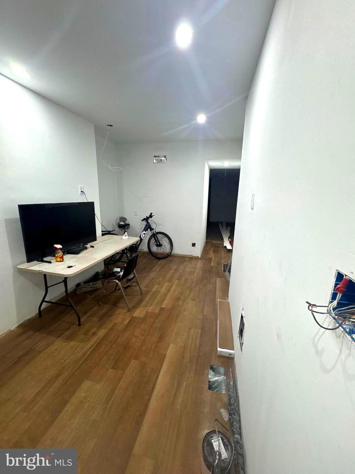 PHILADELPHIA (NORTHWEST) - Residential