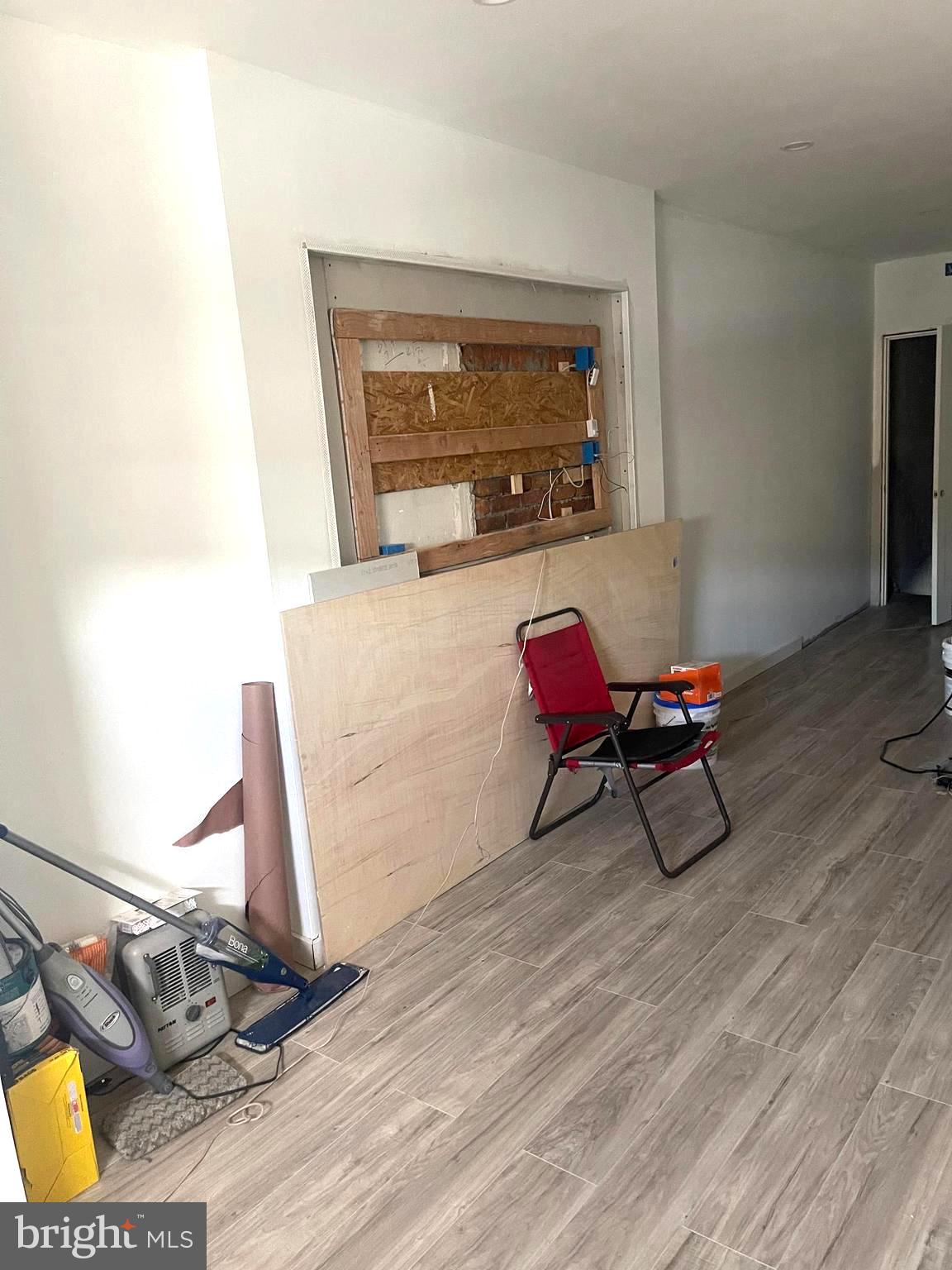 PHILADELPHIA (NORTHWEST) - Residential