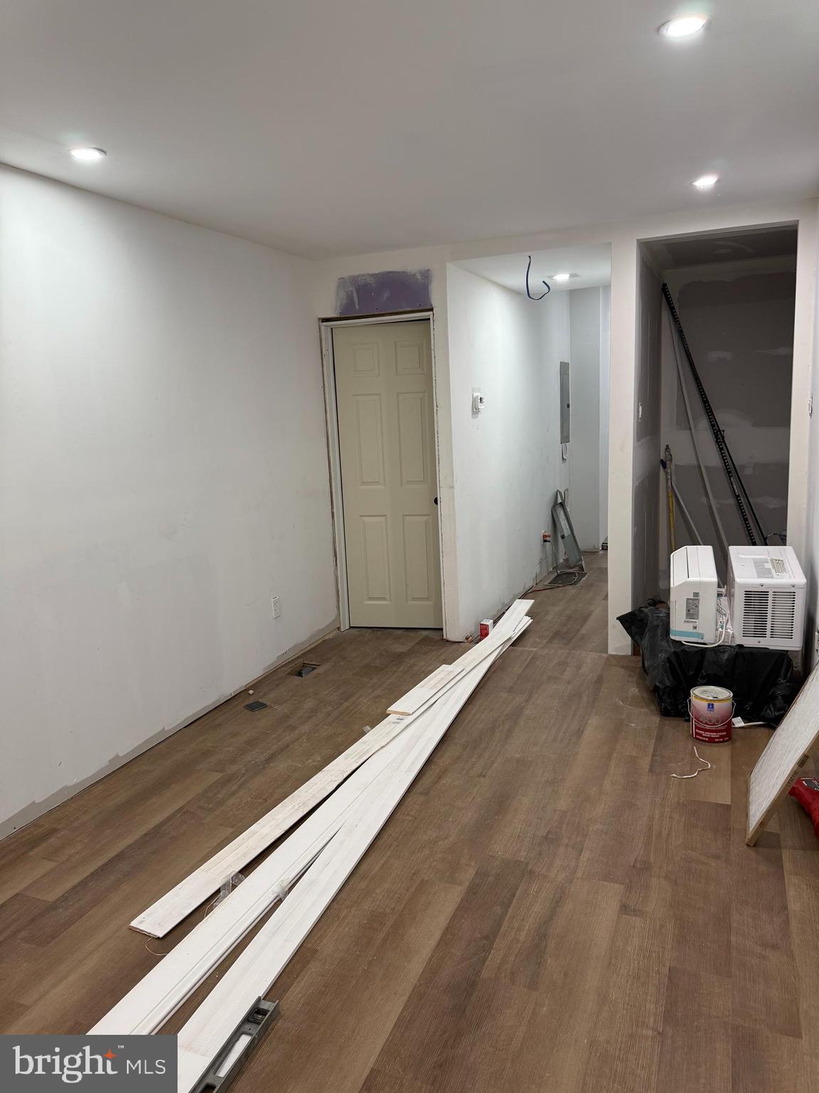 PHILADELPHIA (NORTHWEST) - Residential