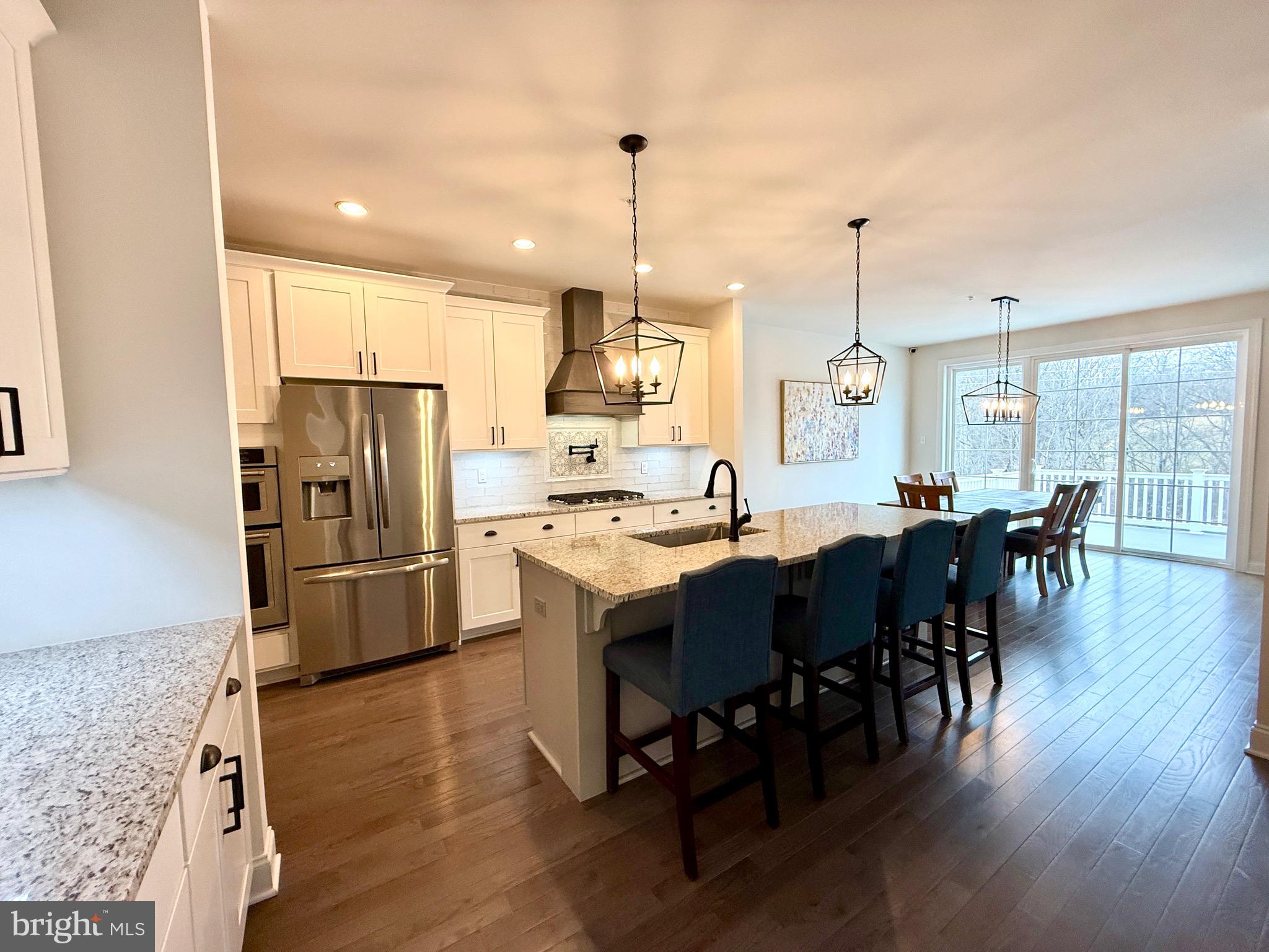 BROOKEFIELD - Residential