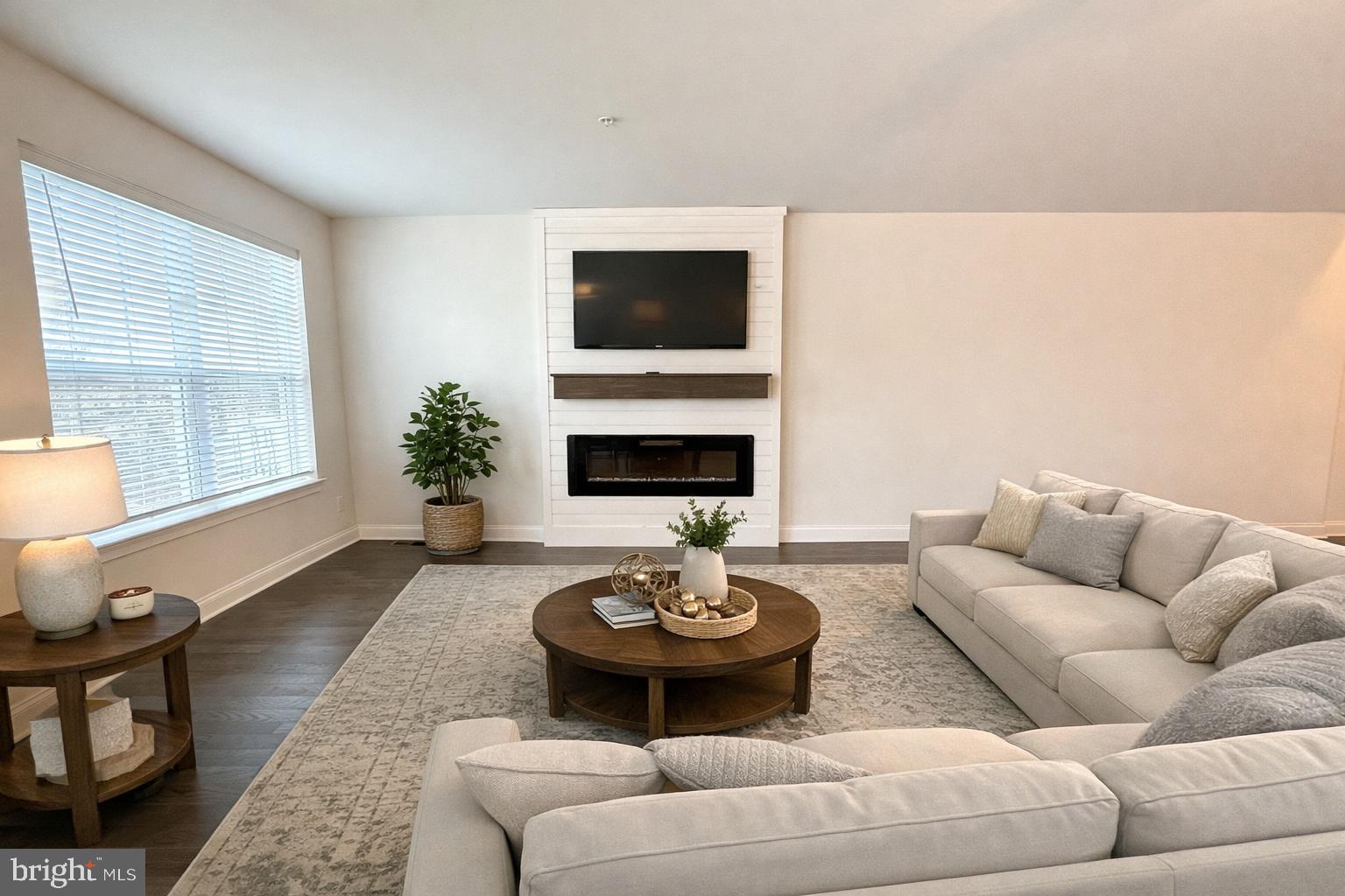 BROOKEFIELD - Residential