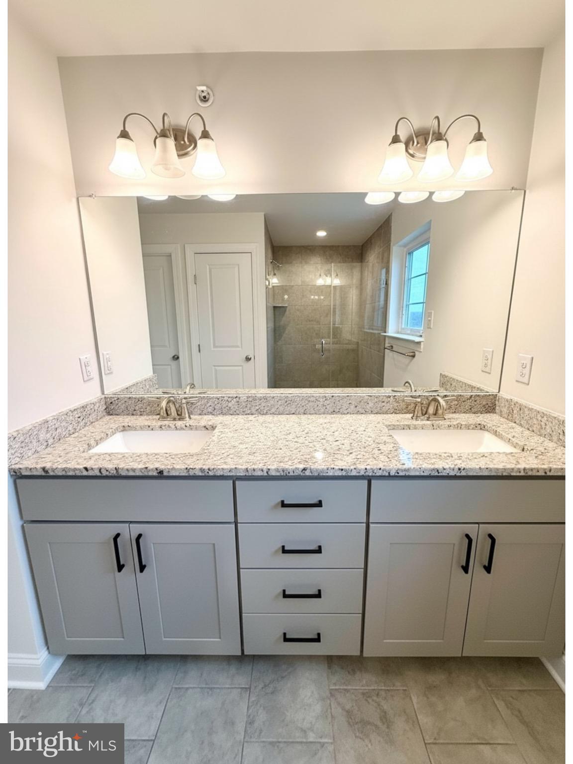 BROOKEFIELD - Residential