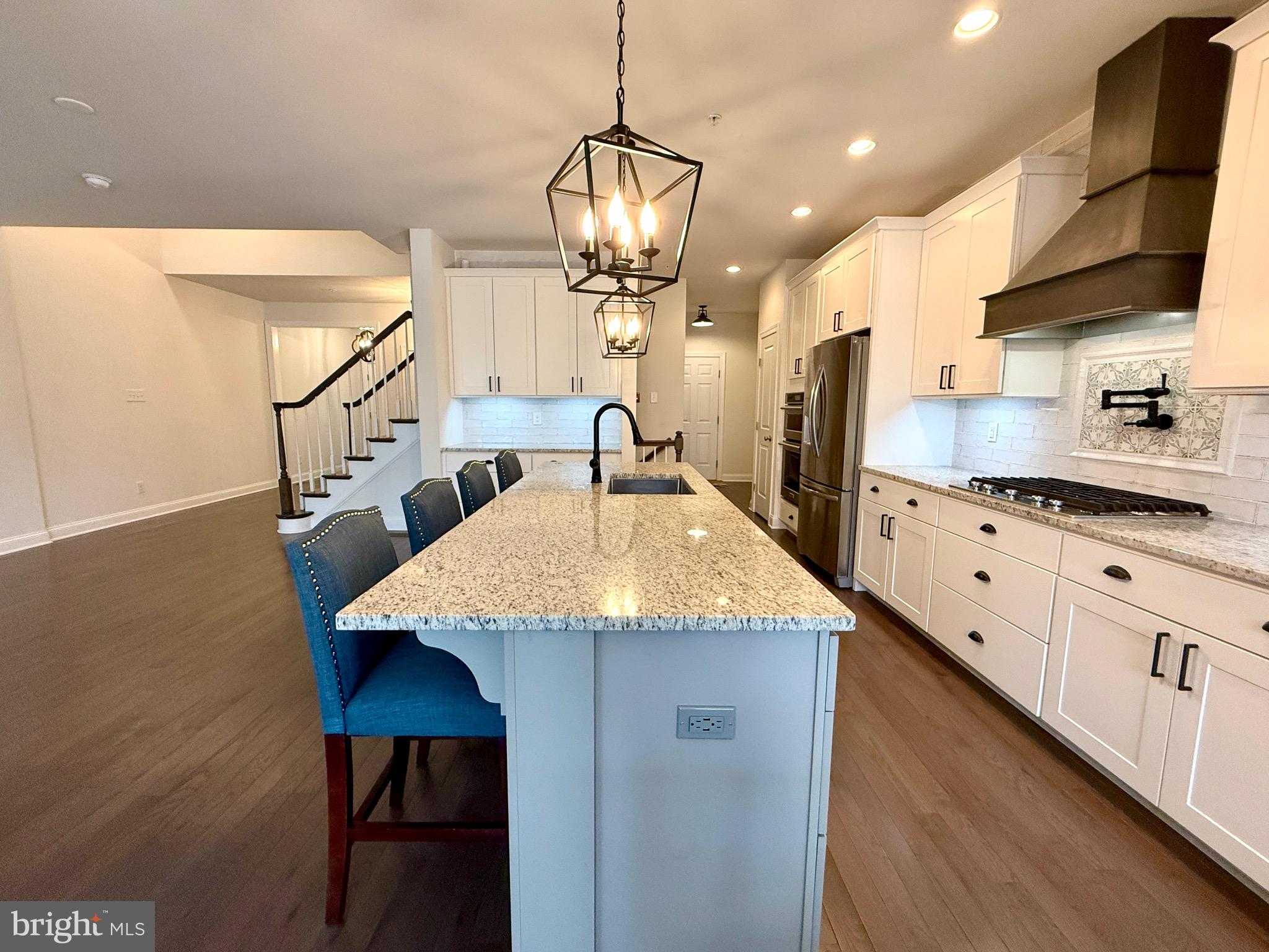 BROOKEFIELD - Residential