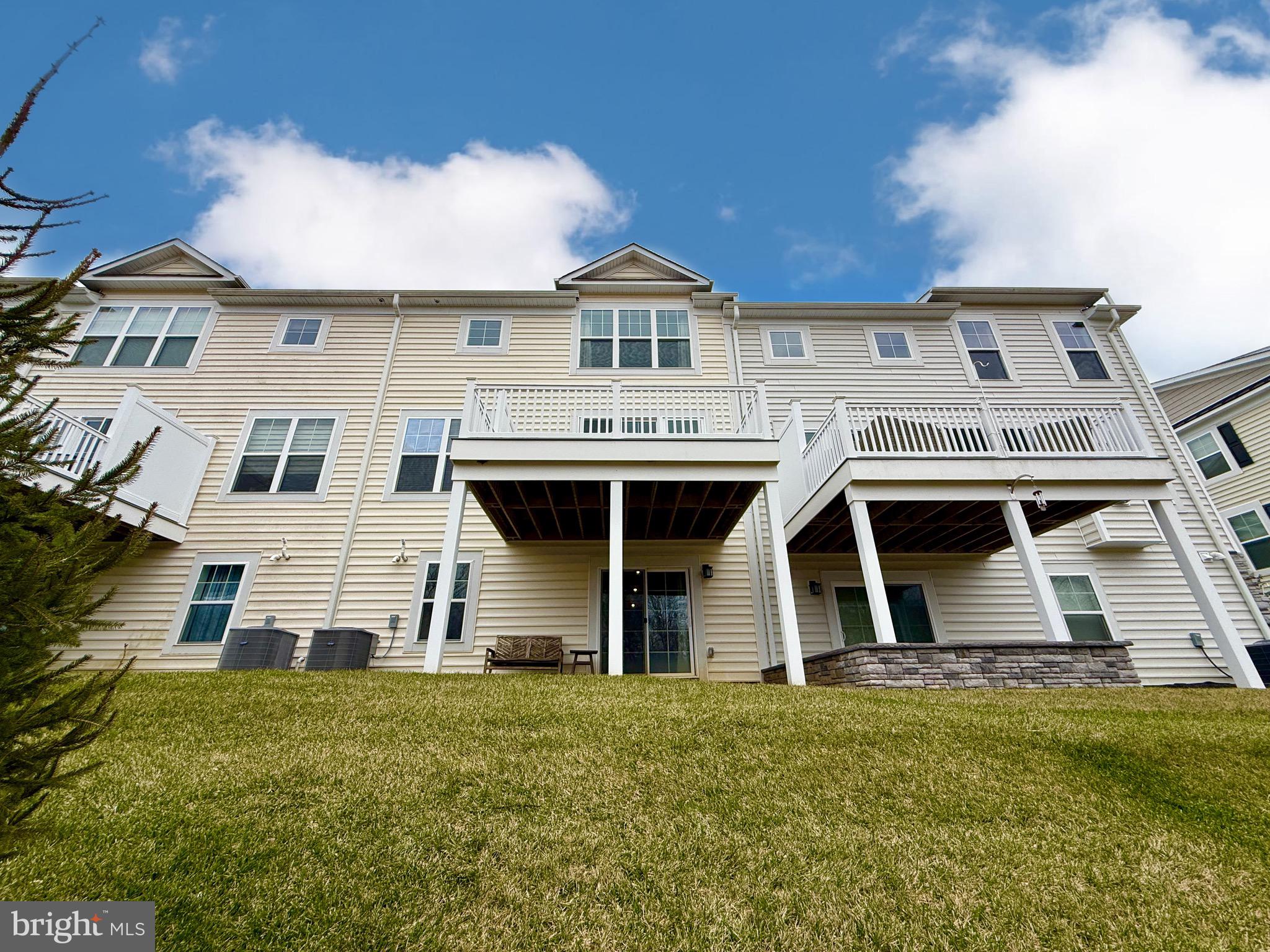 BROOKEFIELD - Residential