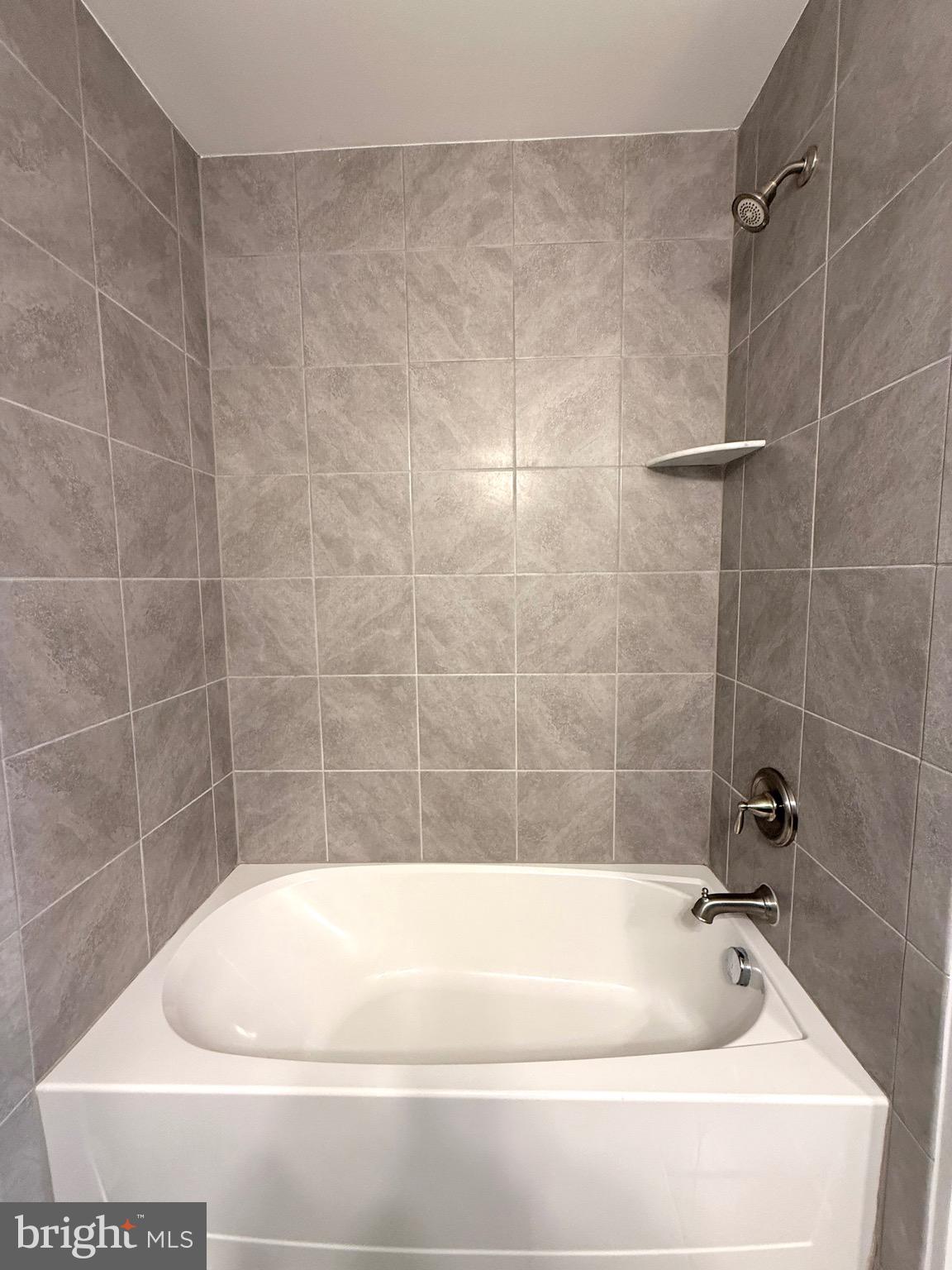 BROOKEFIELD - Residential