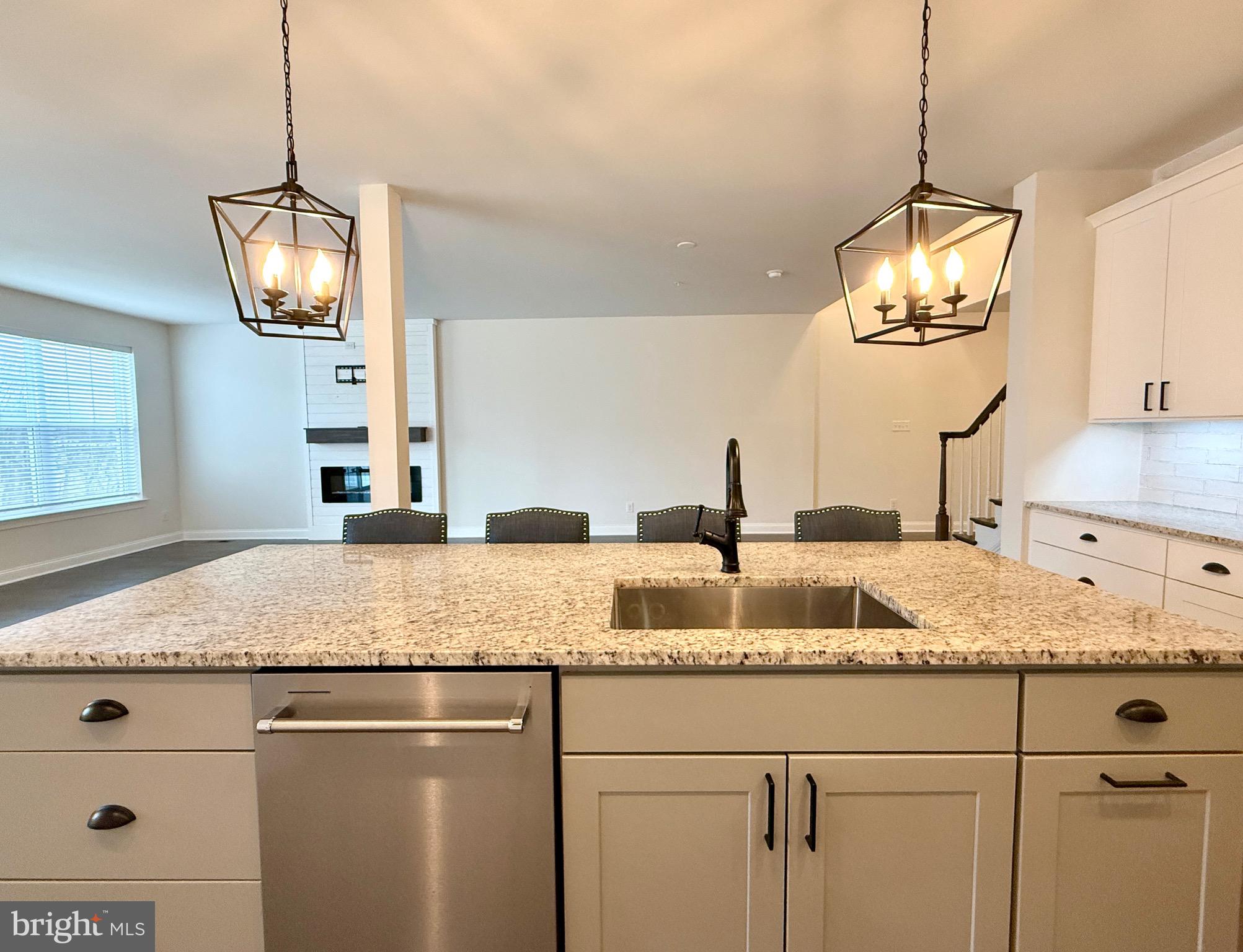 BROOKEFIELD - Residential