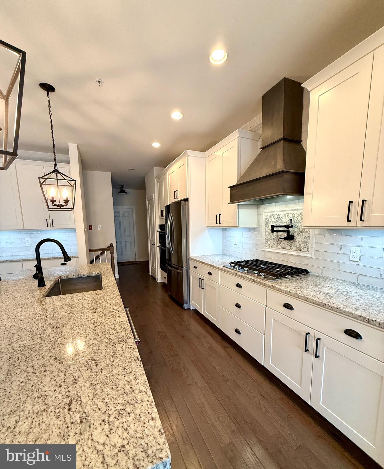 BROOKEFIELD - Residential