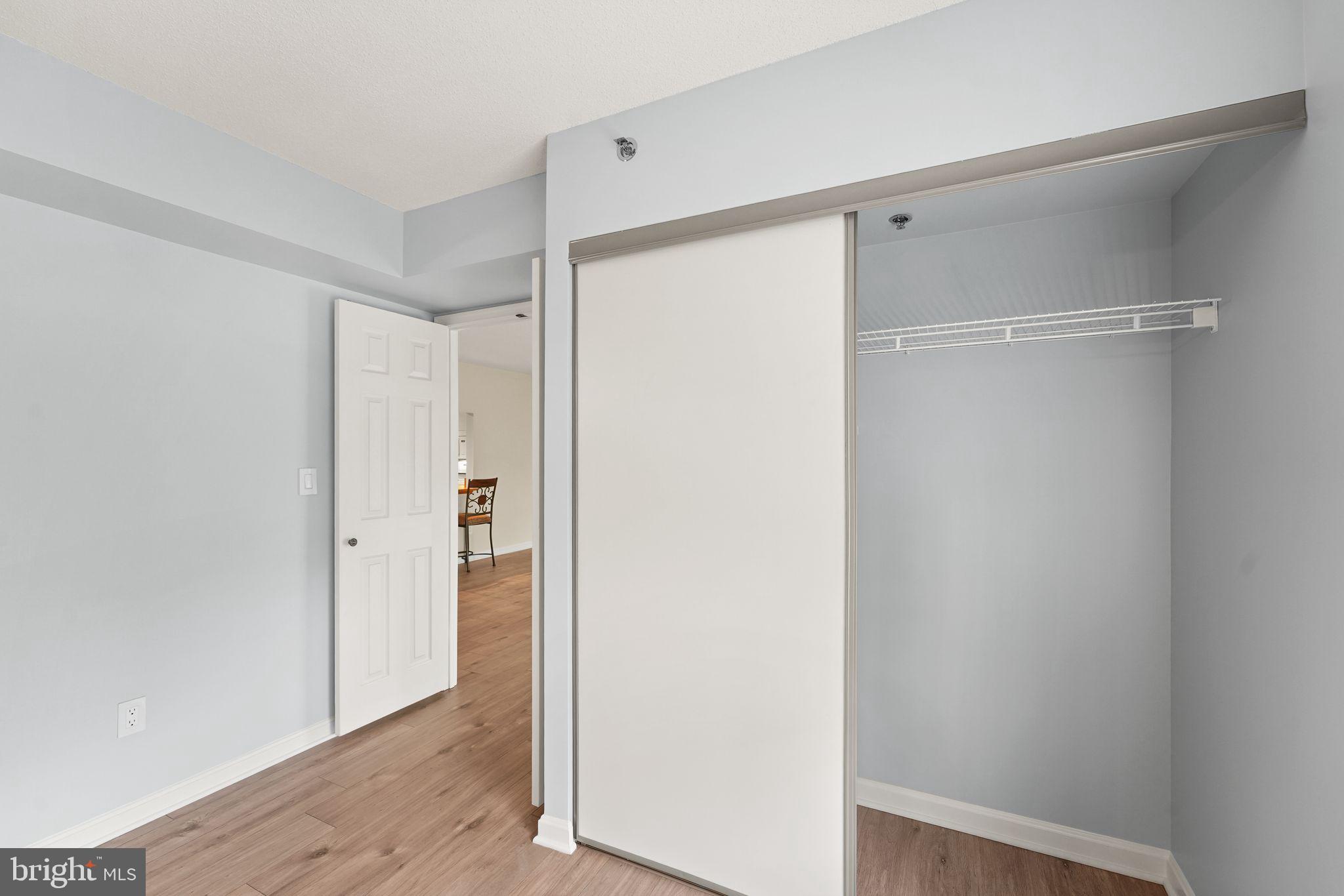 LANSDOWNE WOODS - Residential