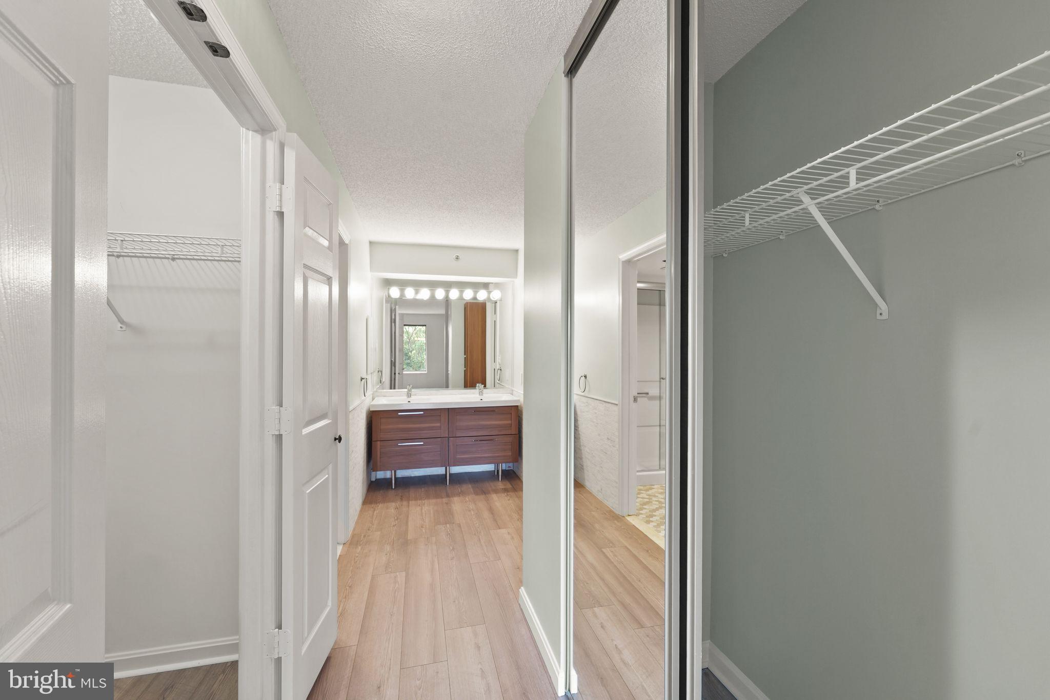 LANSDOWNE WOODS - Residential