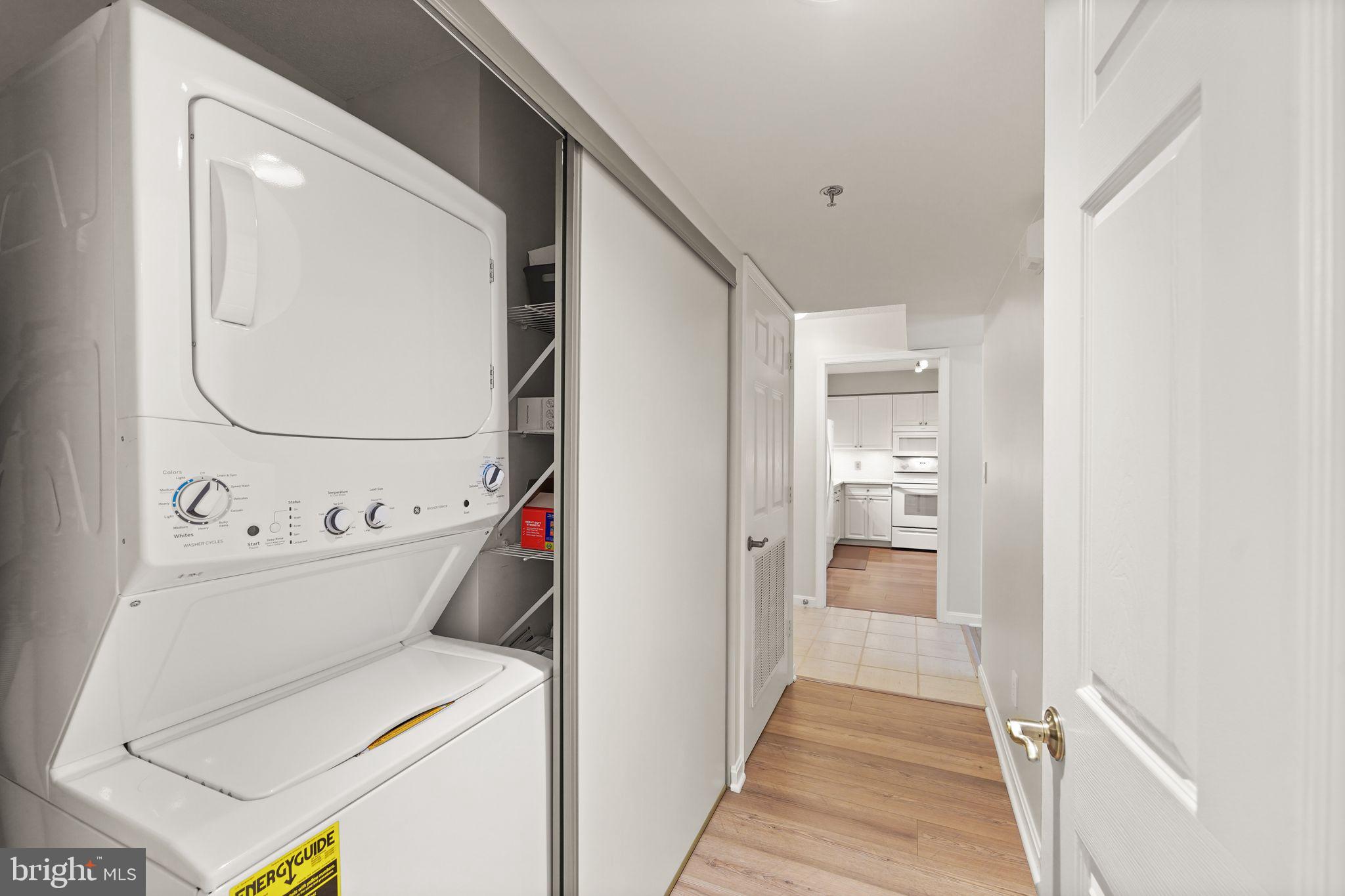 LANSDOWNE WOODS - Residential