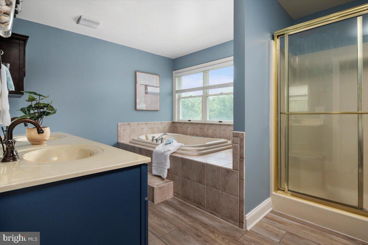 CLAIBORNE FARM - Residential