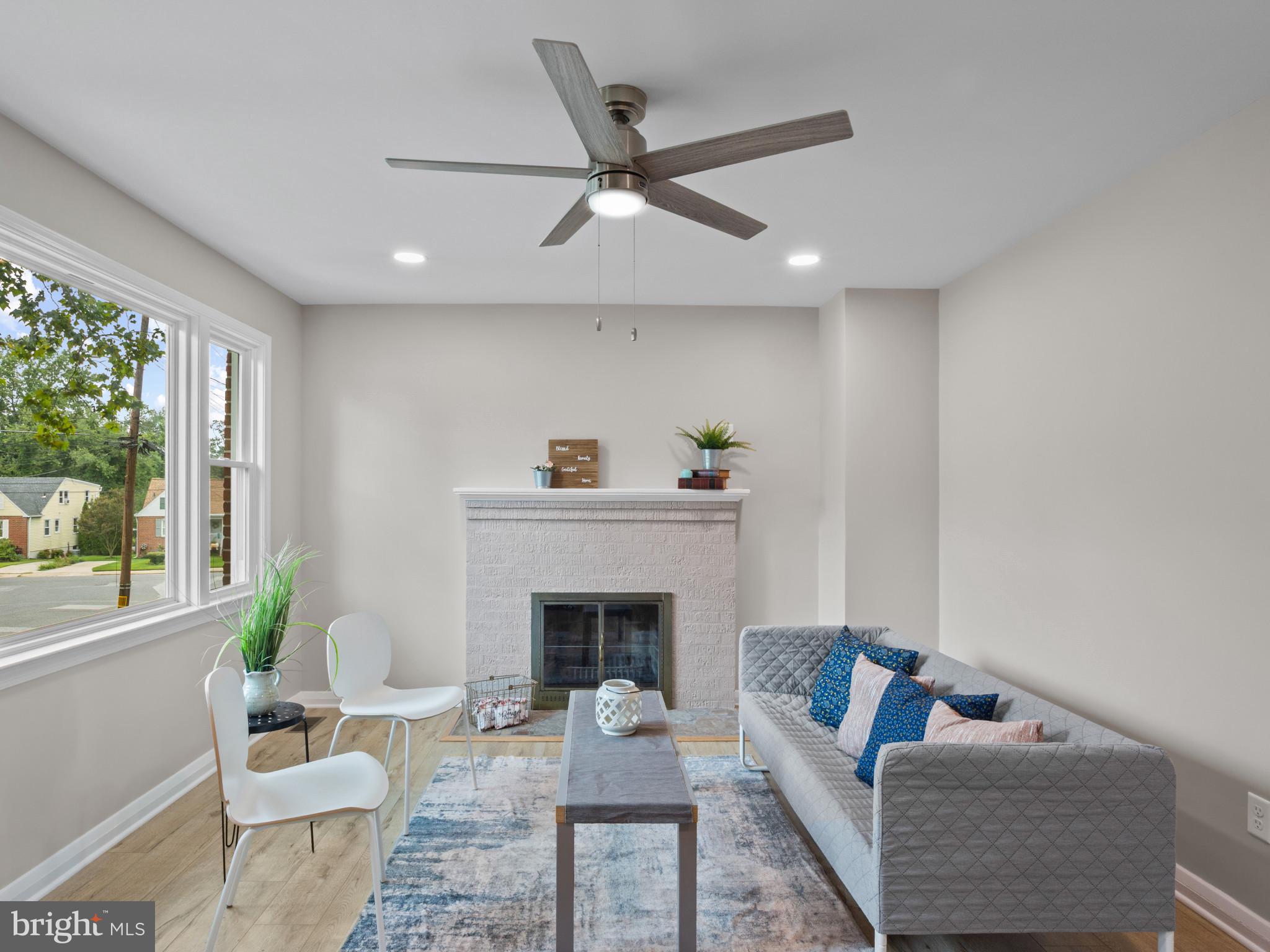 203 WILLOW LANE