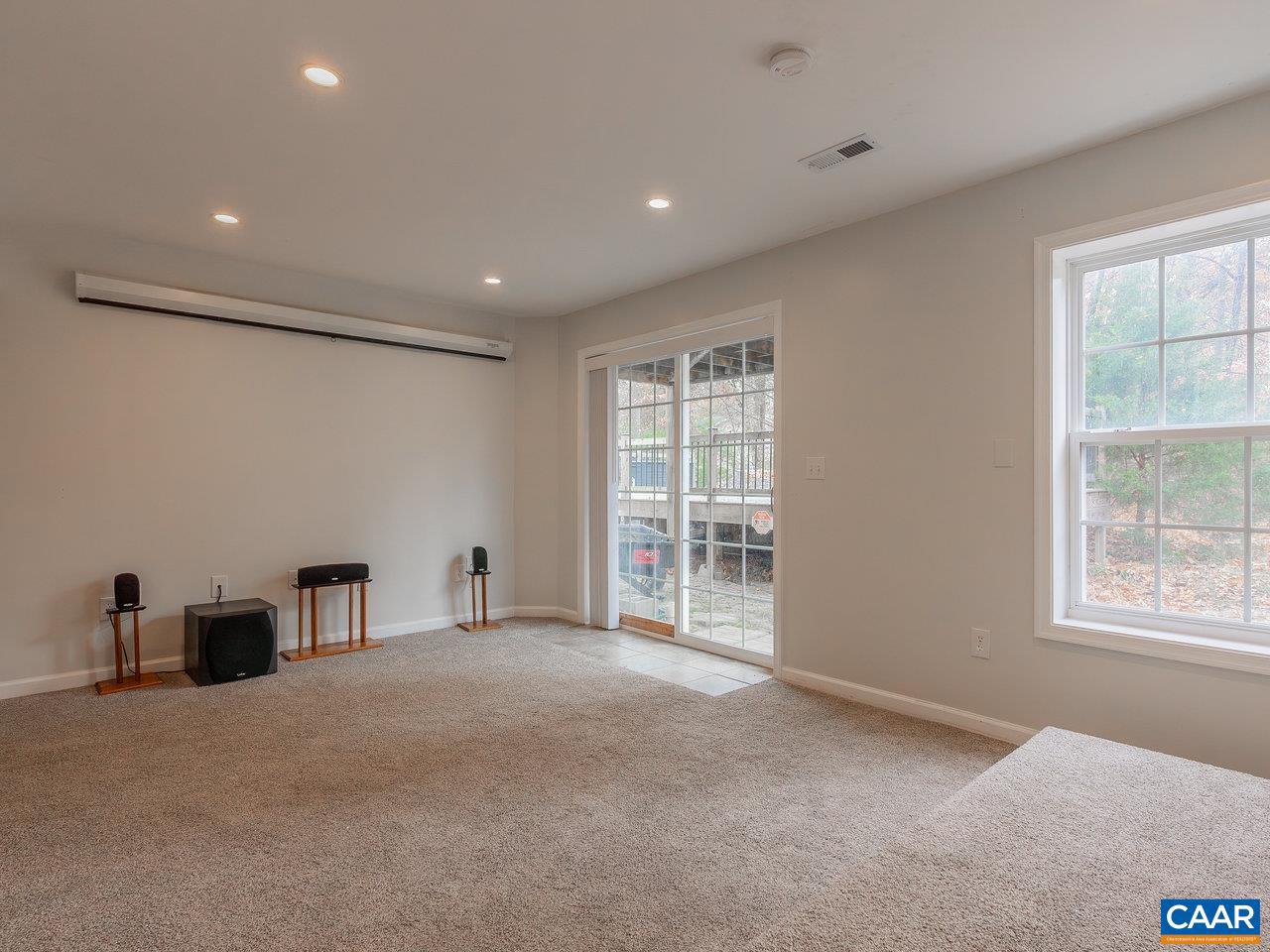 GREEN ACRES - Residential