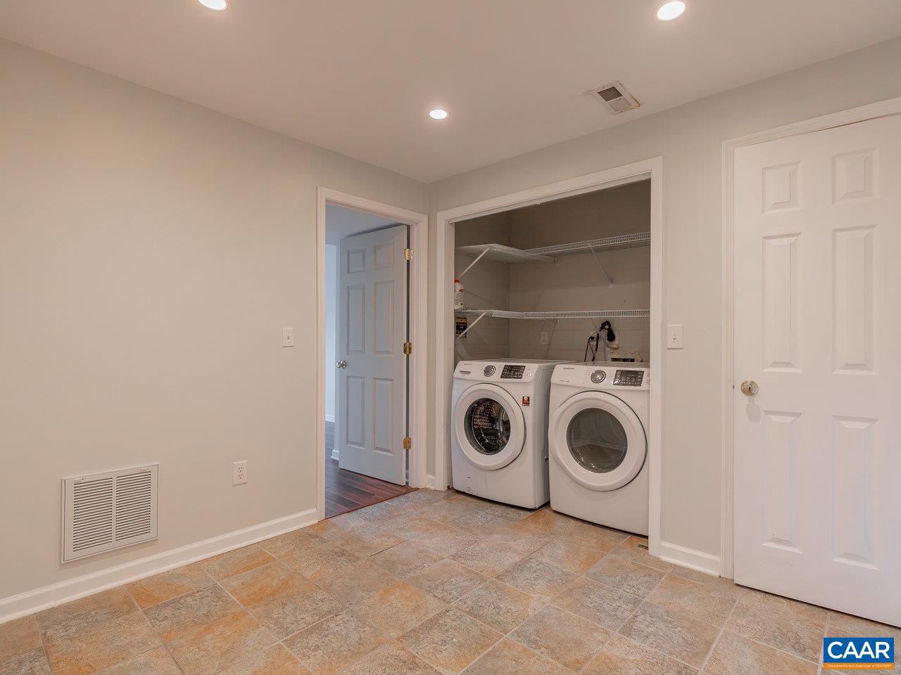 GREEN ACRES - Residential