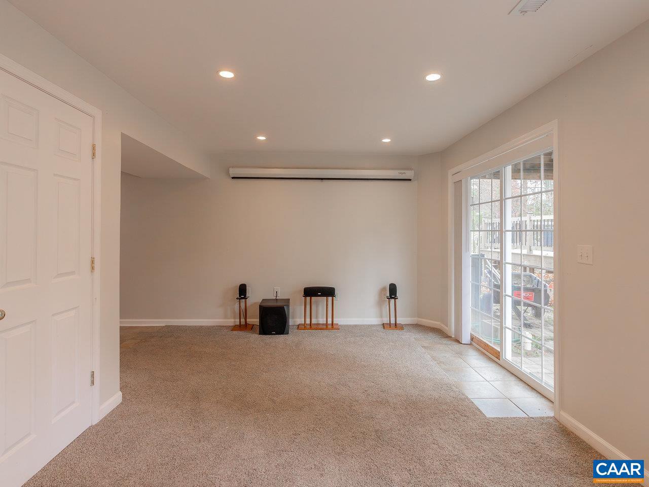 GREEN ACRES - Residential