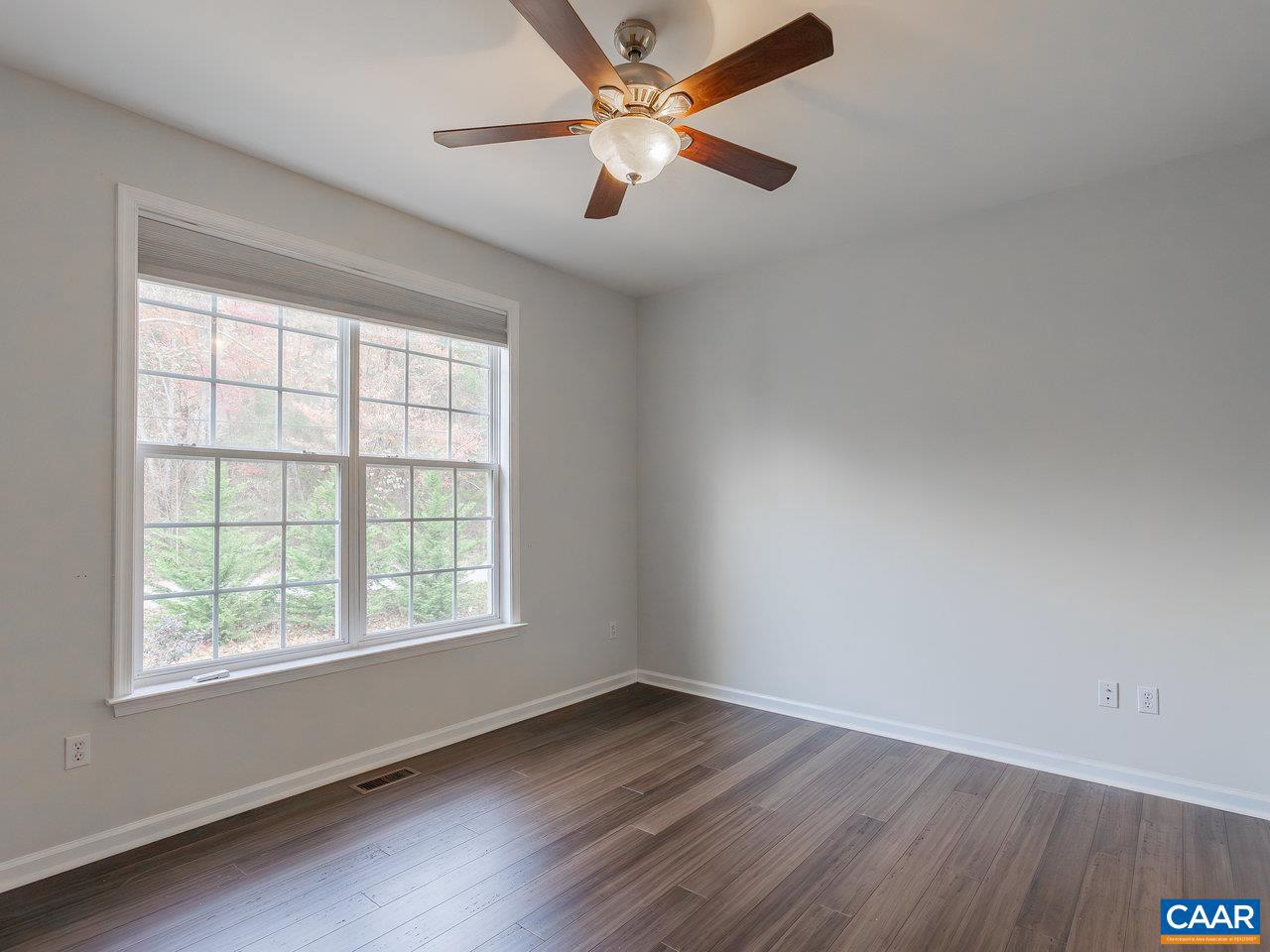 GREEN ACRES - Residential