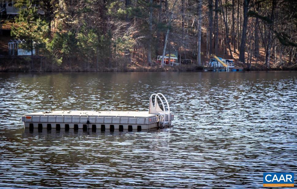 GREEN ACRES - Residential