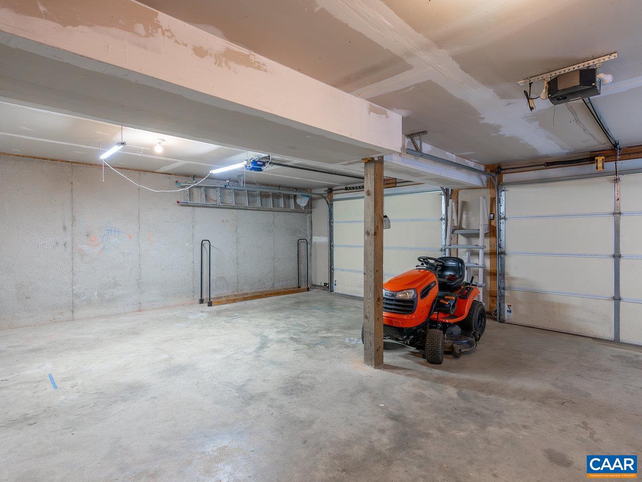 GREEN ACRES - Residential