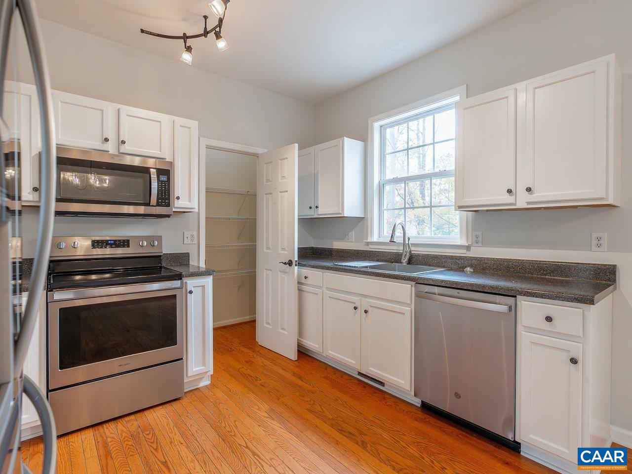 GREEN ACRES - Residential