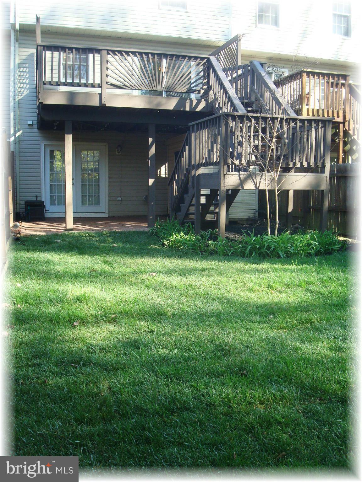 FOXBOROUGH FARMS - Residential