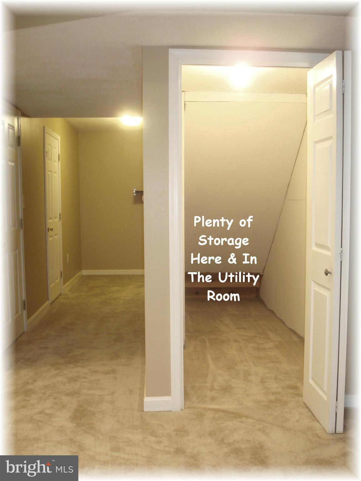 FOXBOROUGH FARMS - Residential