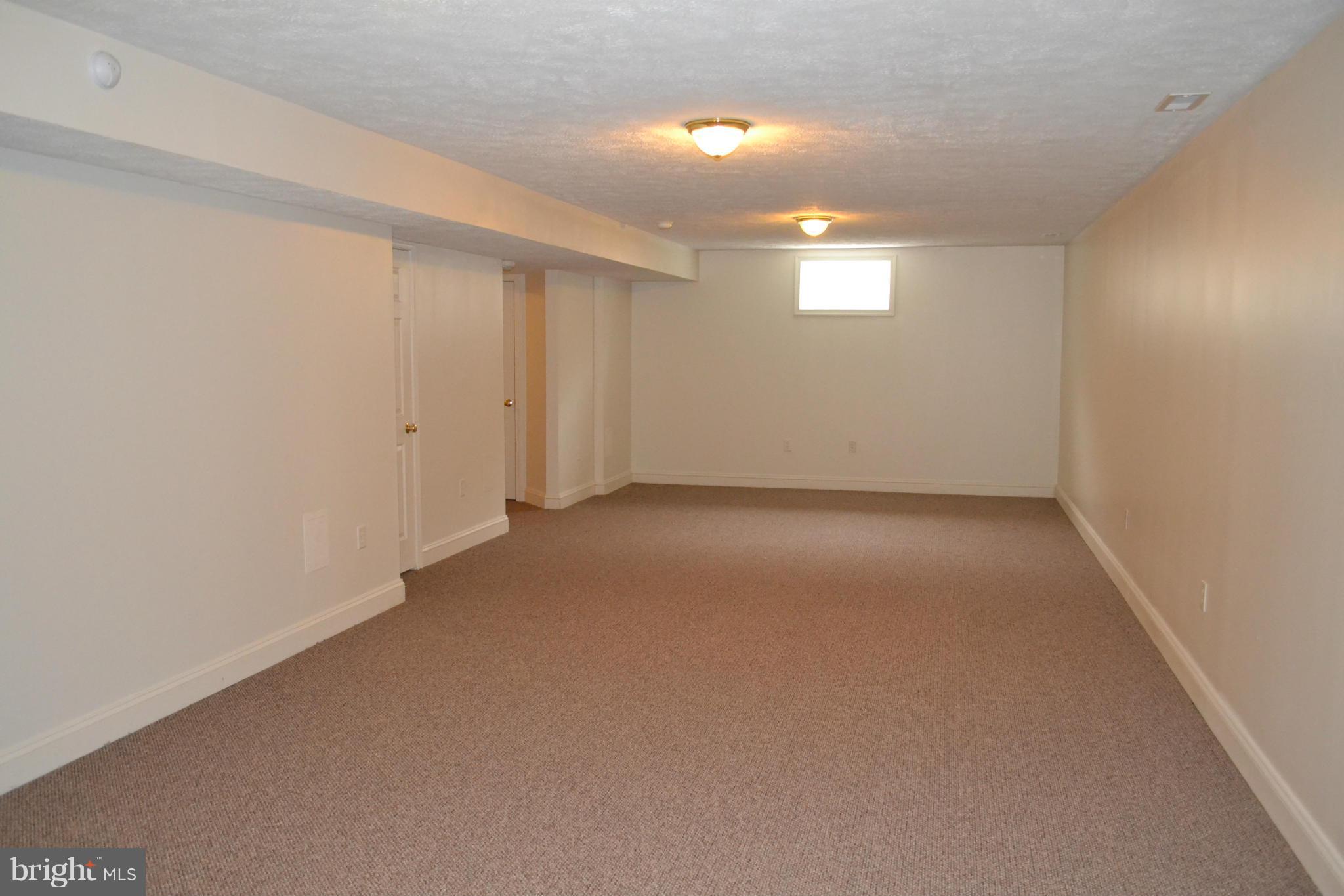 WIDEWATER VILLAGE - Residential Lease